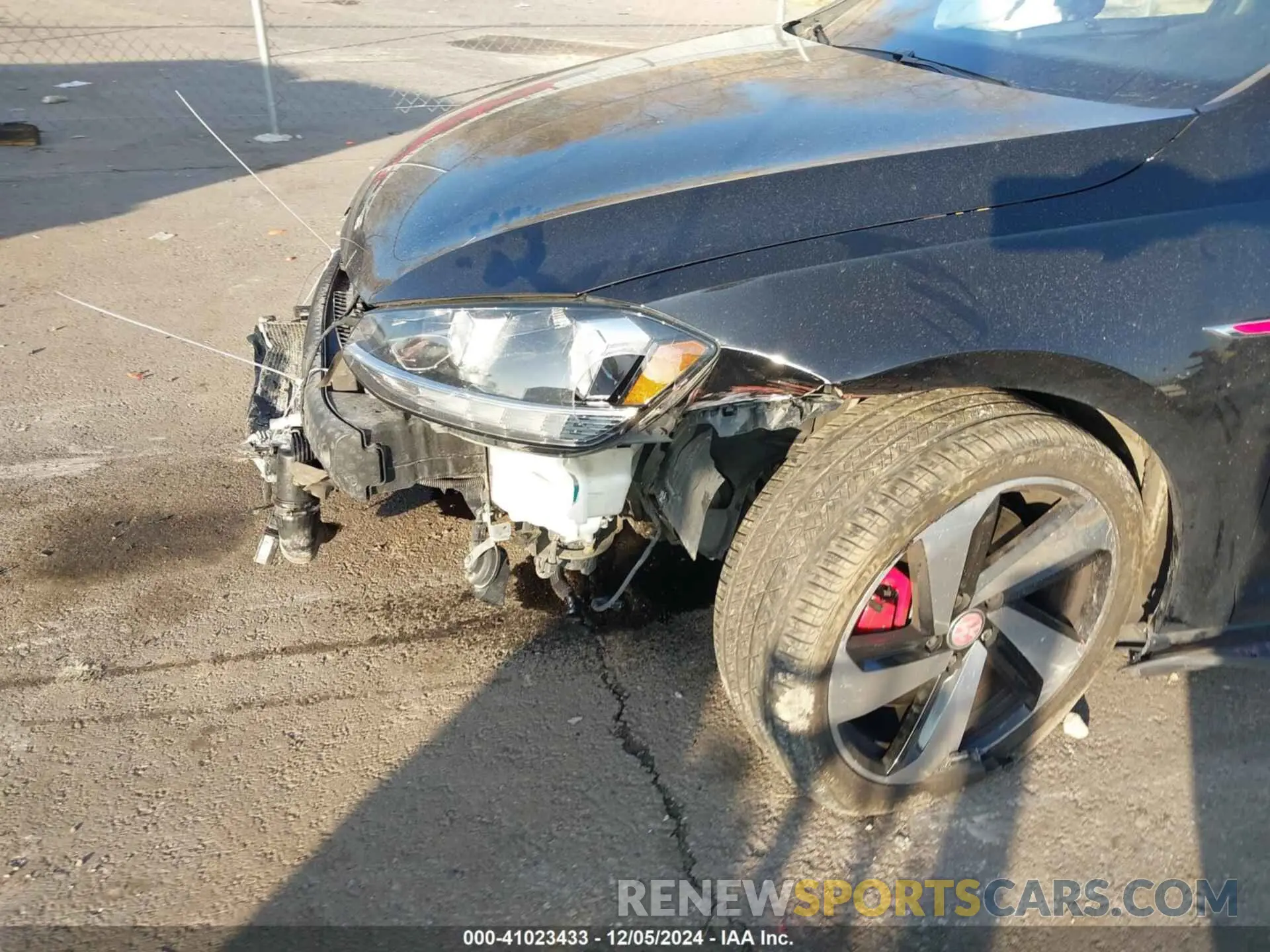 5 fotografías del automóvil dañado 3VW5T7AU3LM005330 VOLKSWAGEN GOLF GTI 2020