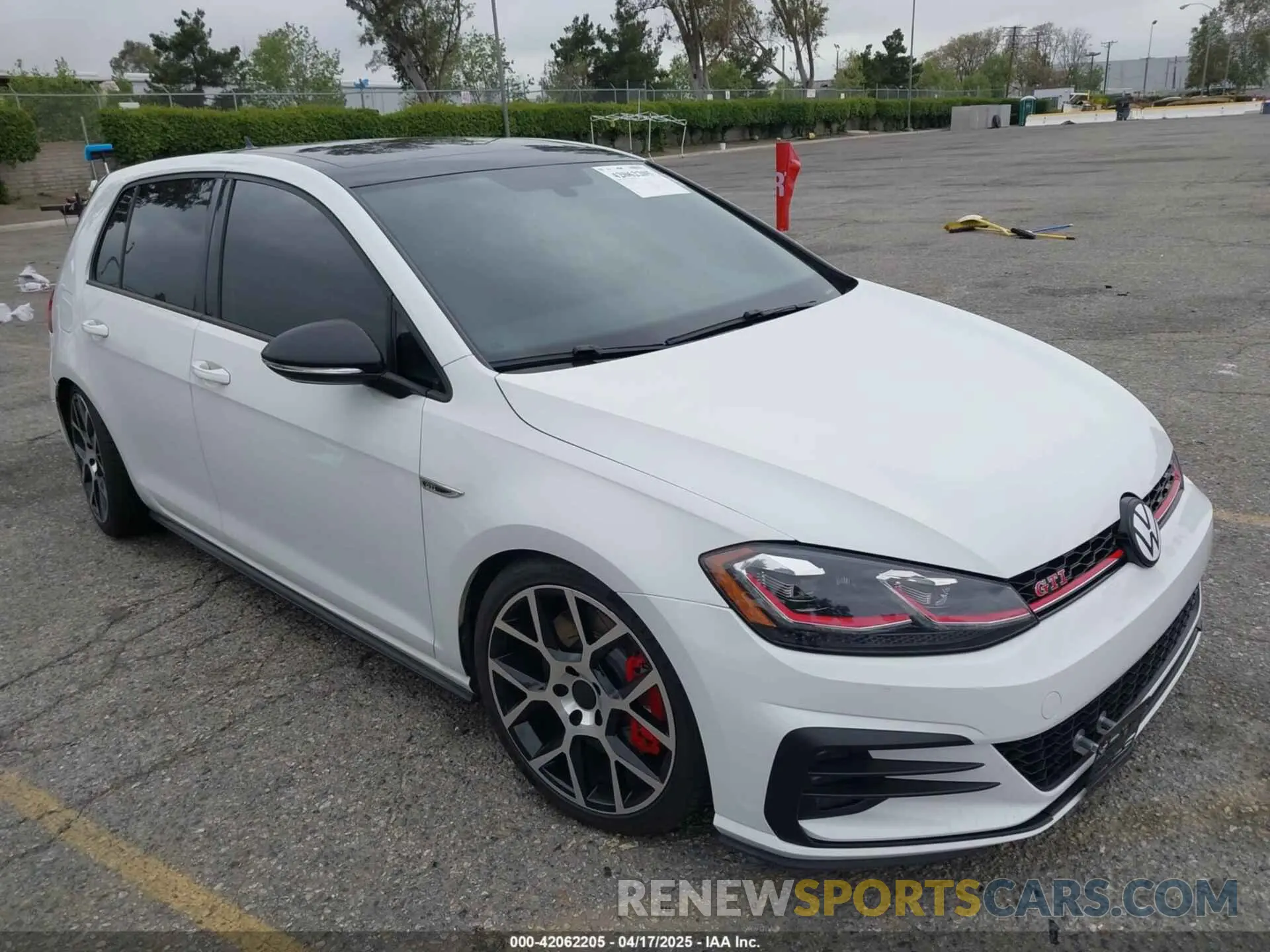 1 fotografías del automóvil dañado 3VW6T7AU4LM017510 VOLKSWAGEN GOLF GTI 2020