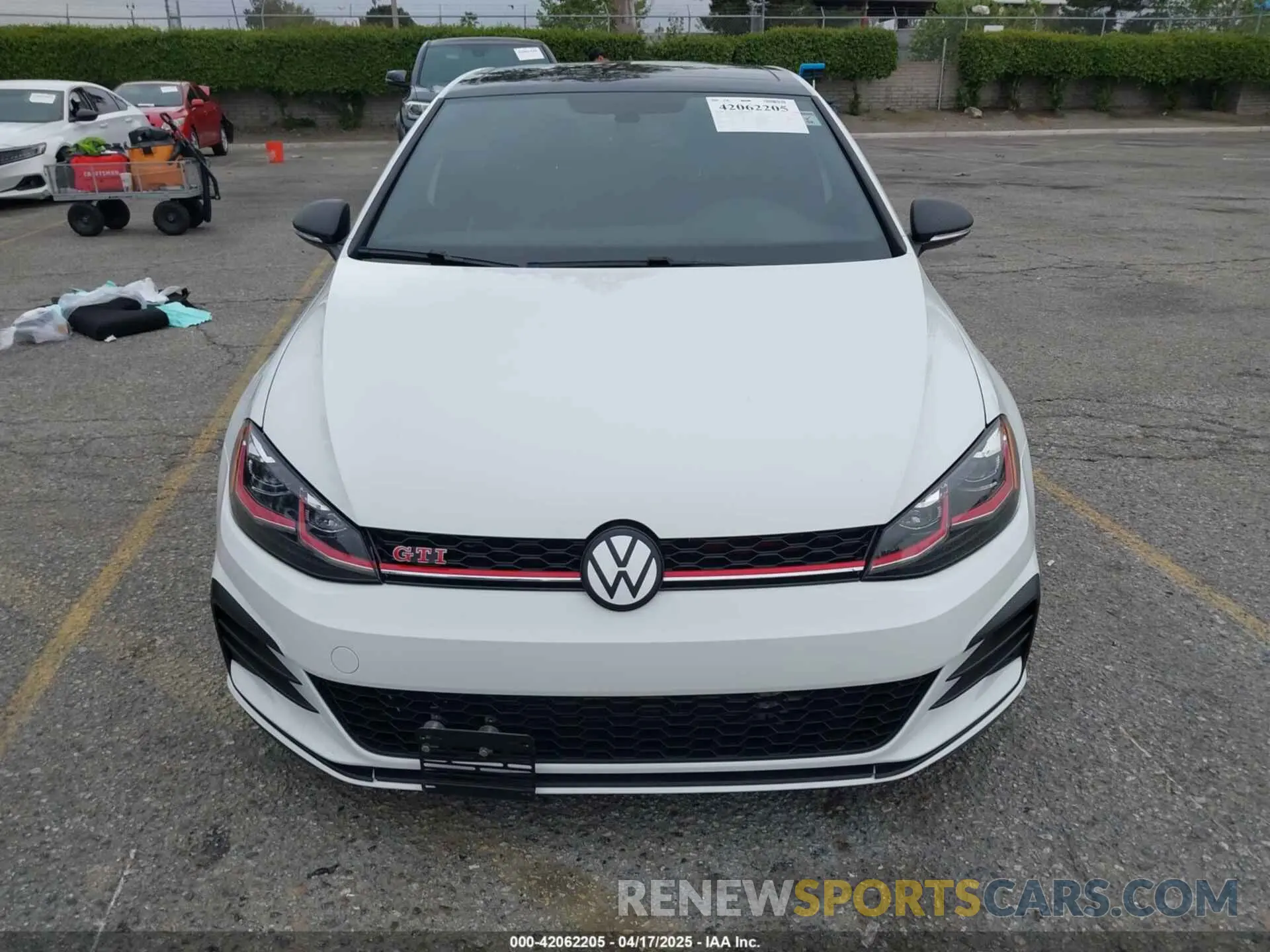 12 fotografías del automóvil dañado 3VW6T7AU4LM017510 VOLKSWAGEN GOLF GTI 2020