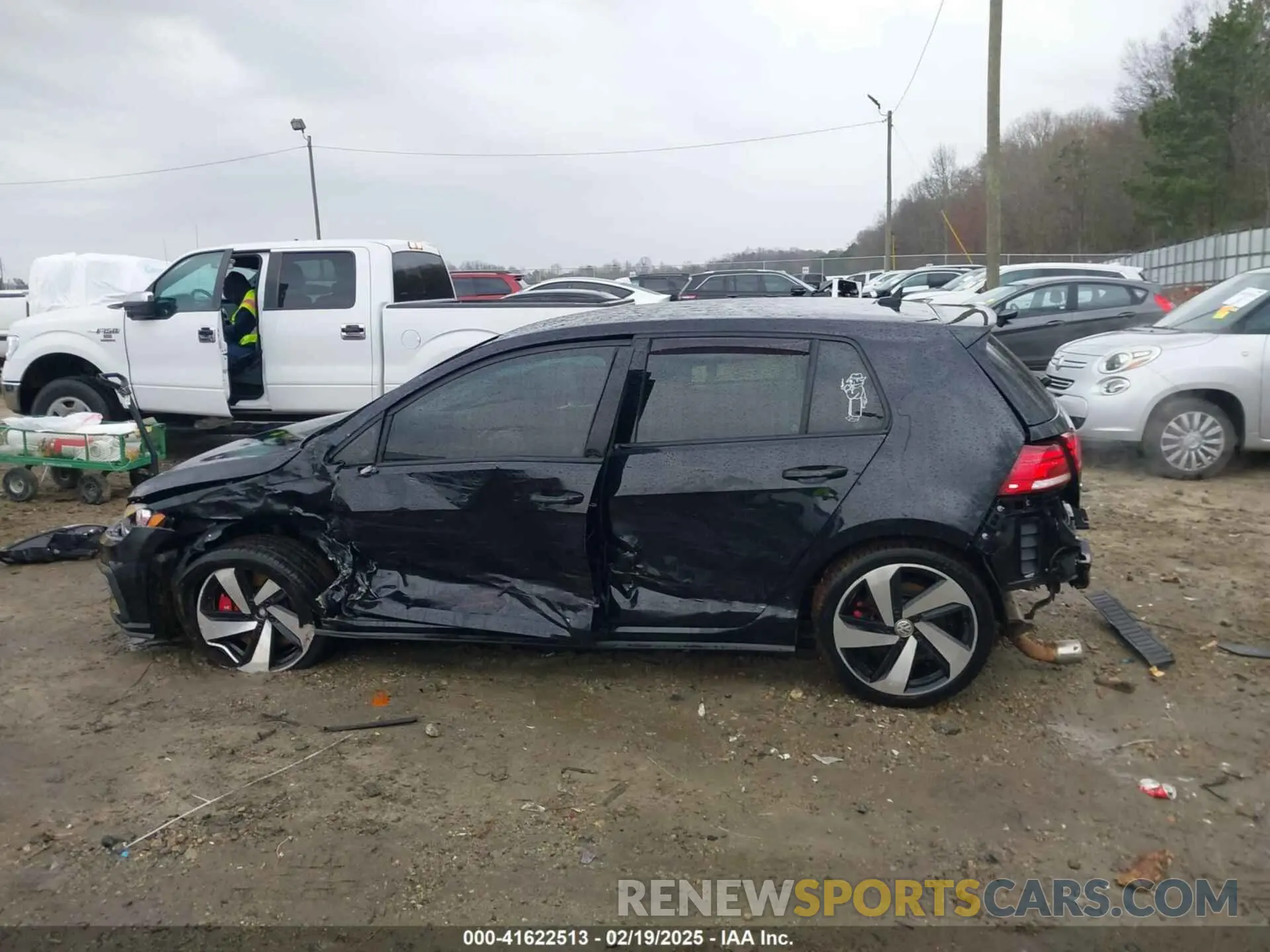 15 fotografías del automóvil dañado 3VW6T7AU9LM008589 VOLKSWAGEN GOLF GTI 2020