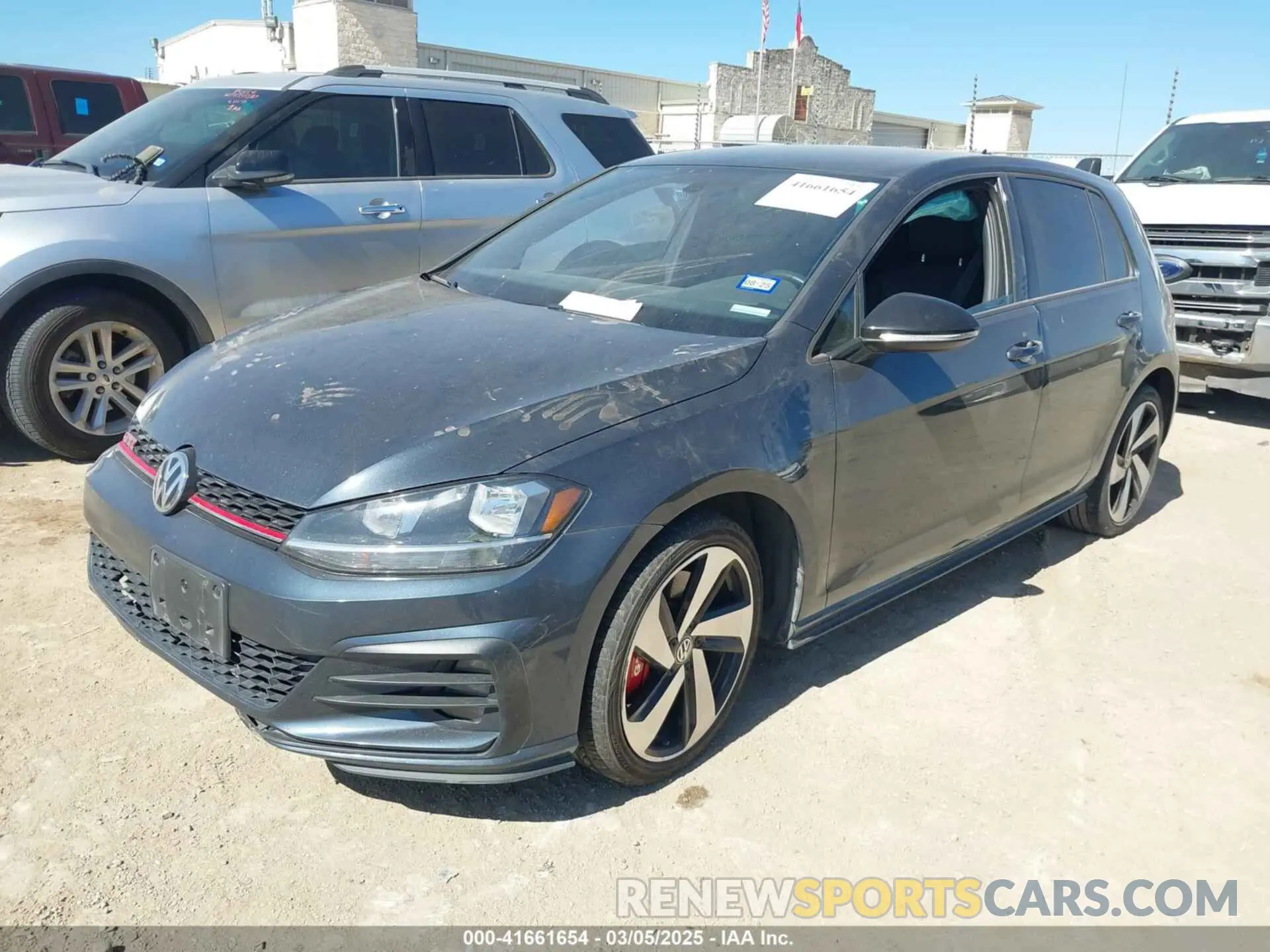 2 fotografías del automóvil dañado 3VW5T7AU4MM000946 VOLKSWAGEN GOLF GTI 2021