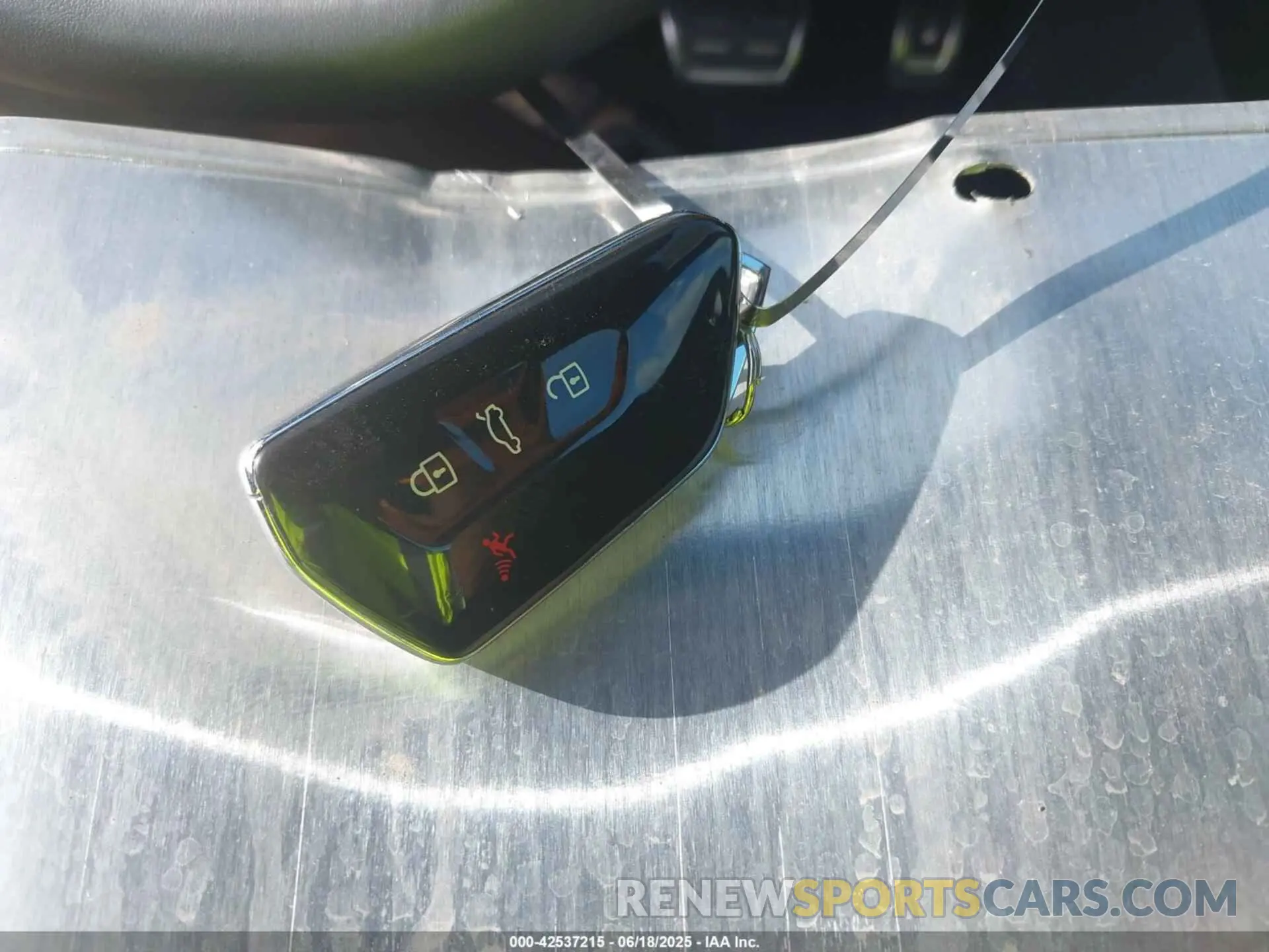 11 fotografías del automóvil dañado WVWGA7CD7RW219356 VOLKSWAGEN GOLF GTI 2024