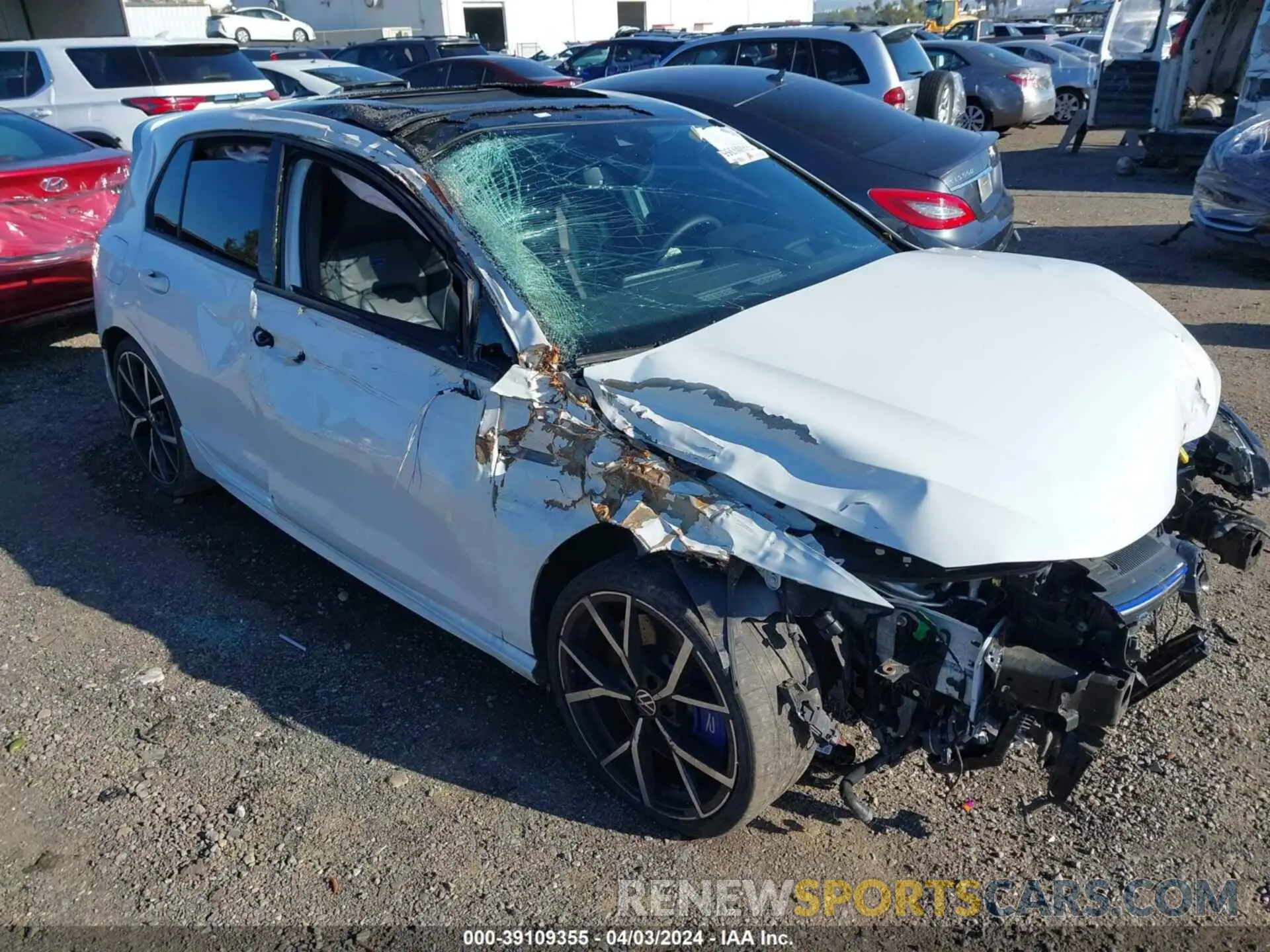 6 fotografías del automóvil dañado WVWFB7CD6NW137024 VOLKSWAGEN GOLF R 2022