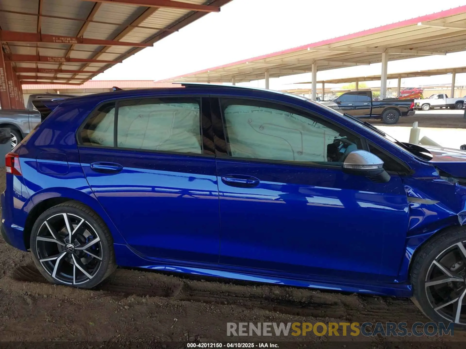 13 fotografías del automóvil dañado WVWEB7CD6RW143164 VOLKSWAGEN GOLF R 2024