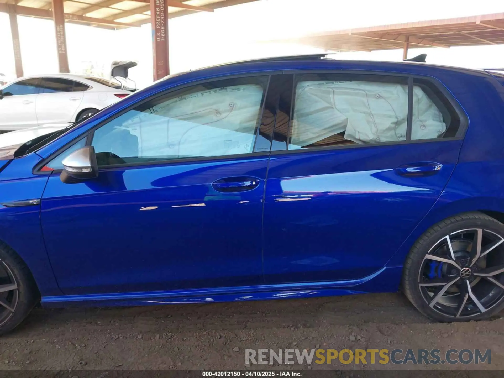 14 fotografías del automóvil dañado WVWEB7CD6RW143164 VOLKSWAGEN GOLF R 2024
