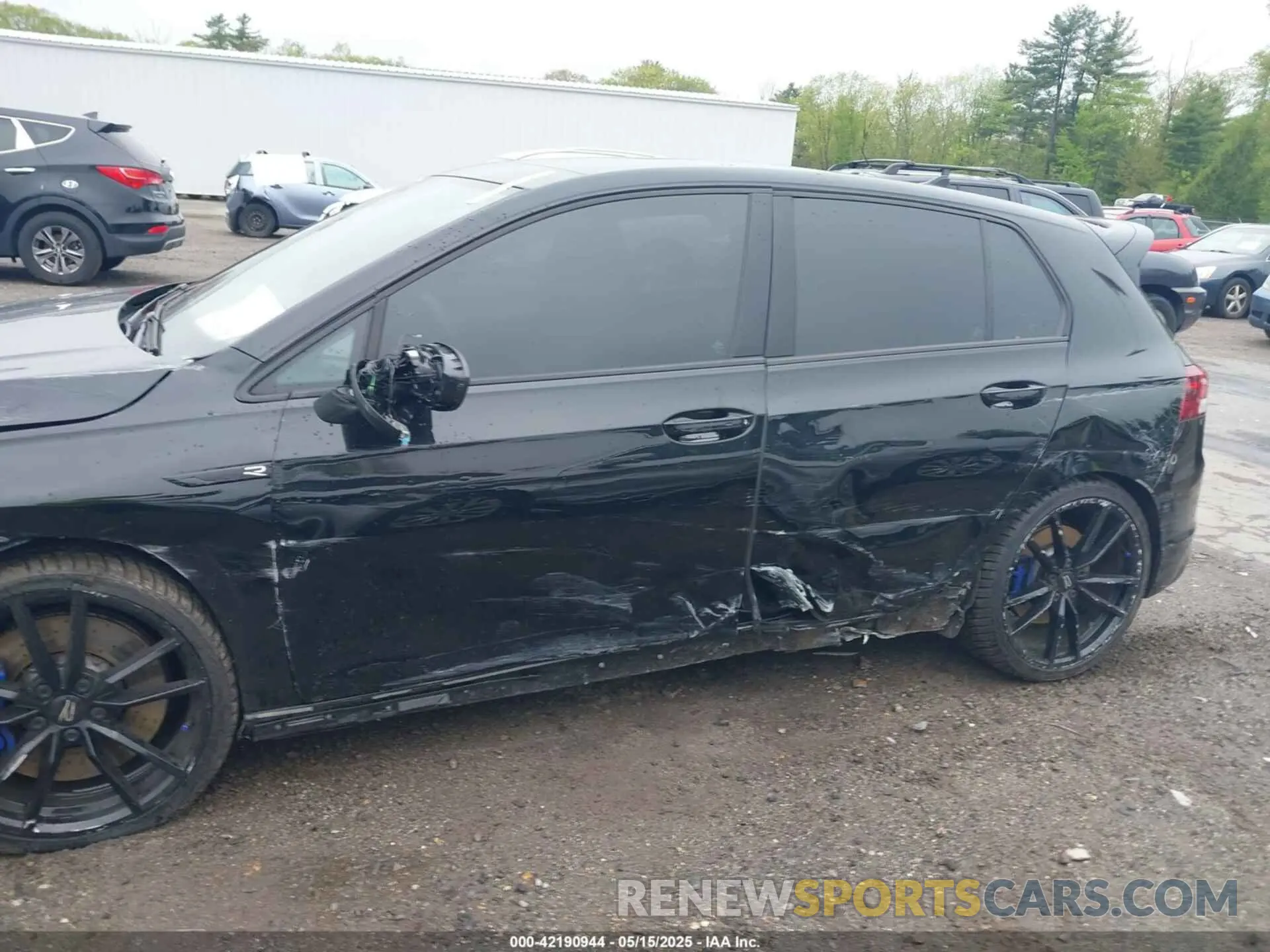 21 fotografías del automóvil dañado WVWFB7CD8RW225160 VOLKSWAGEN GOLF R 2024