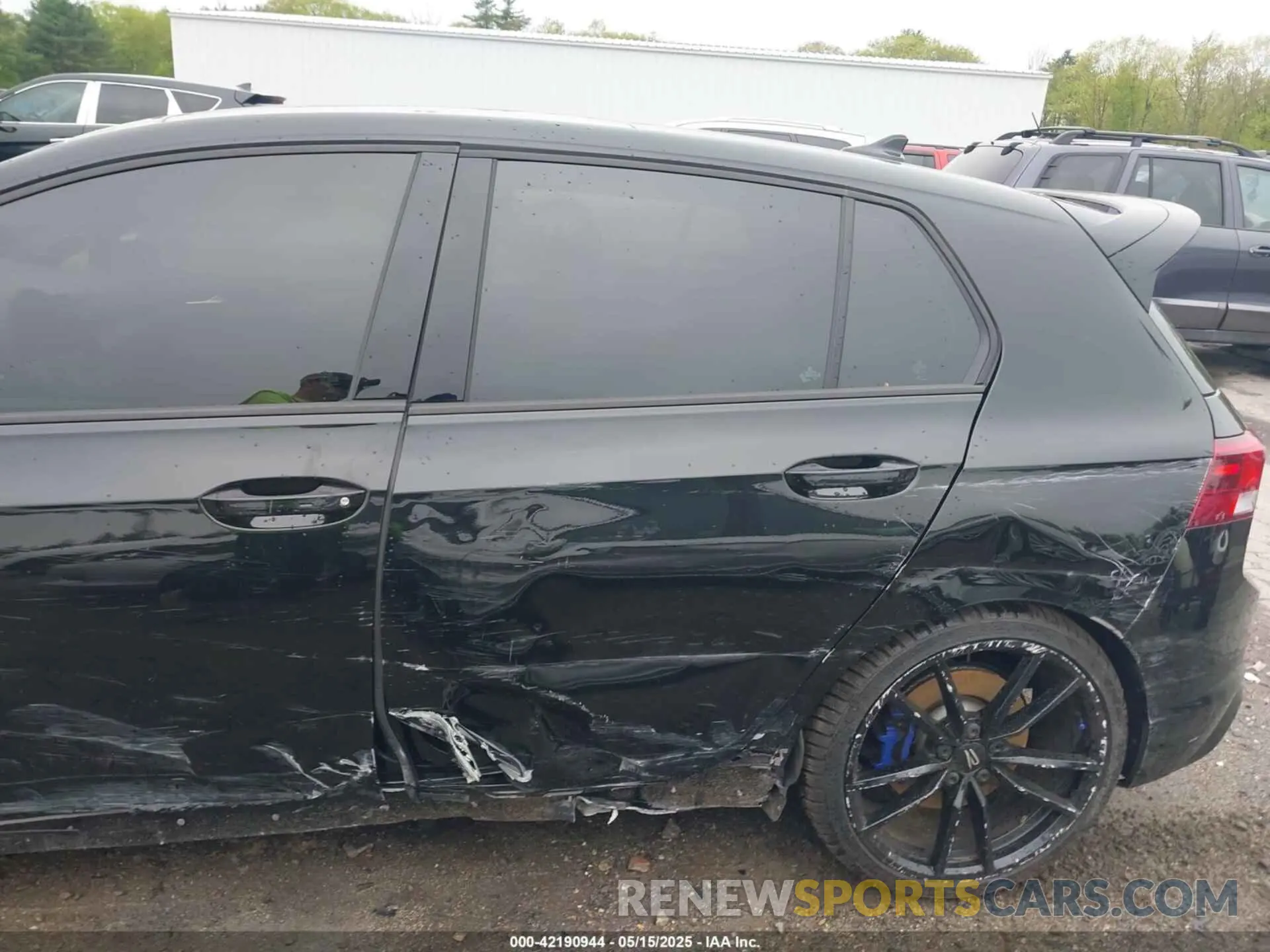 22 fotografías del automóvil dañado WVWFB7CD8RW225160 VOLKSWAGEN GOLF R 2024