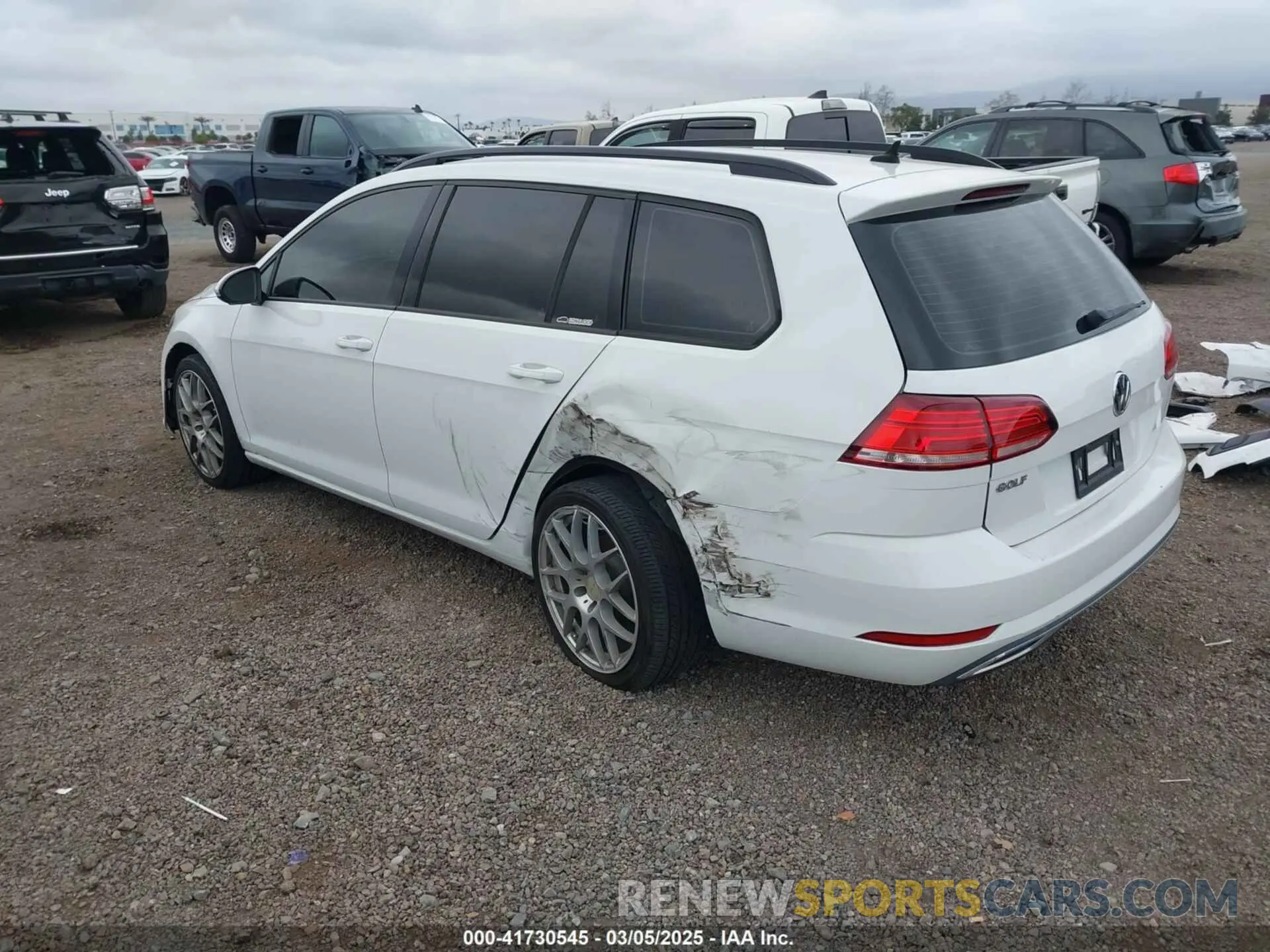 3 fotografías del automóvil dañado 3VWT57AU9KM510272 VOLKSWAGEN GOLF SPORTWAGEN 2019