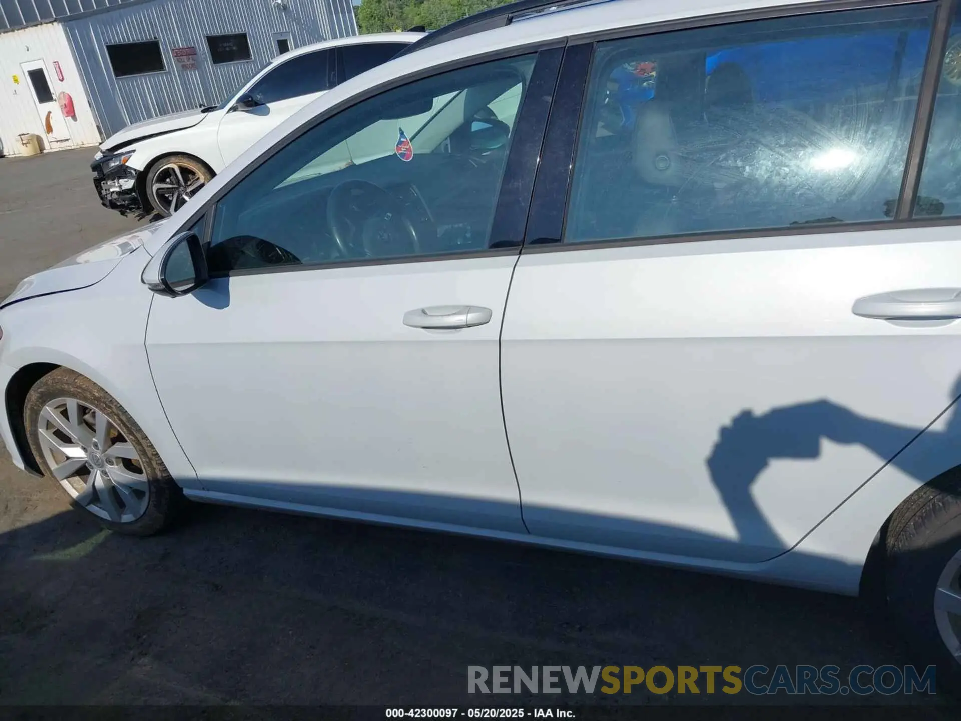 14 fotografías del automóvil dañado 3VWY57AU3KM515165 VOLKSWAGEN GOLF SPORTWAGEN 2019