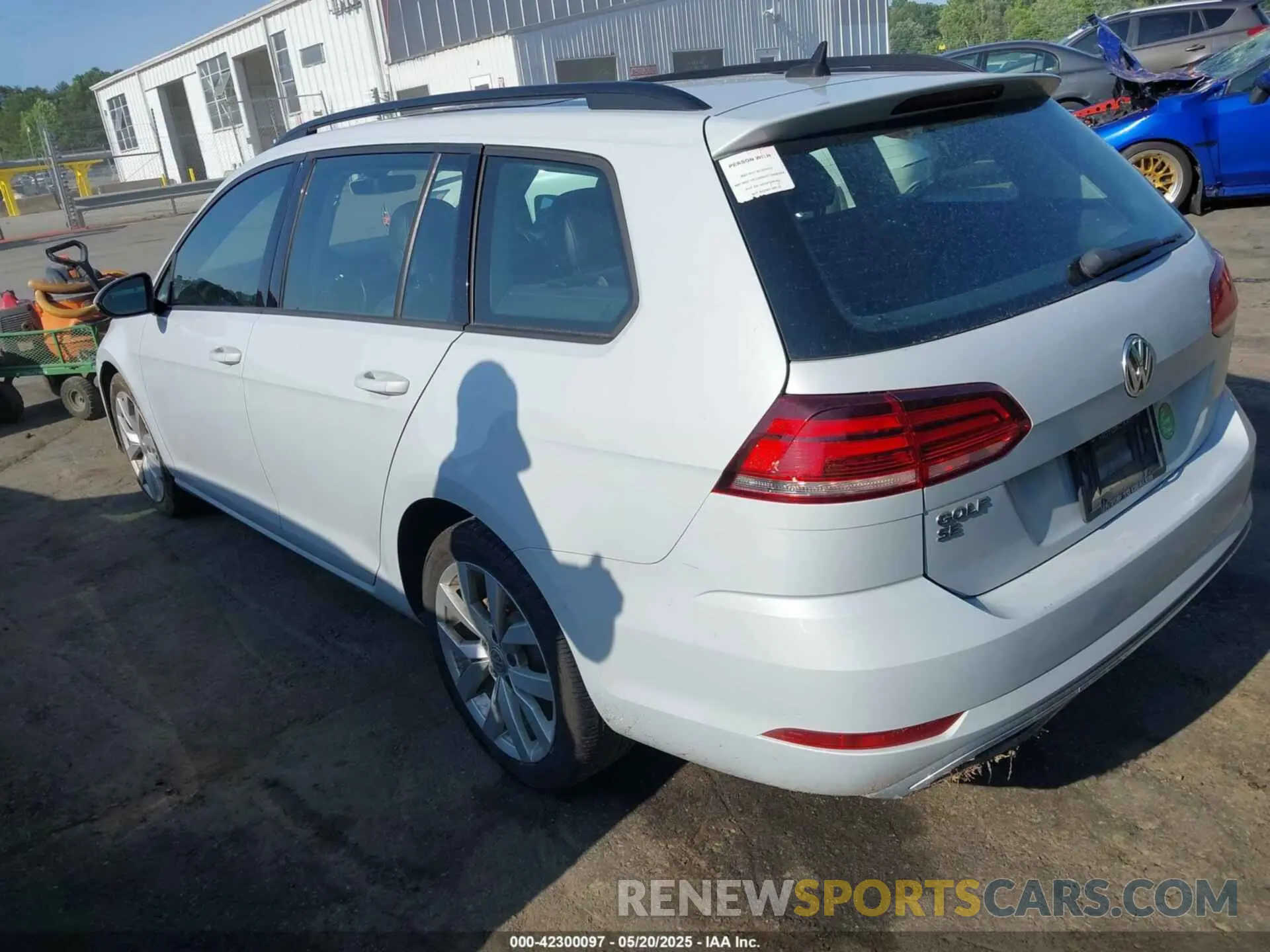 3 fotografías del automóvil dañado 3VWY57AU3KM515165 VOLKSWAGEN GOLF SPORTWAGEN 2019
