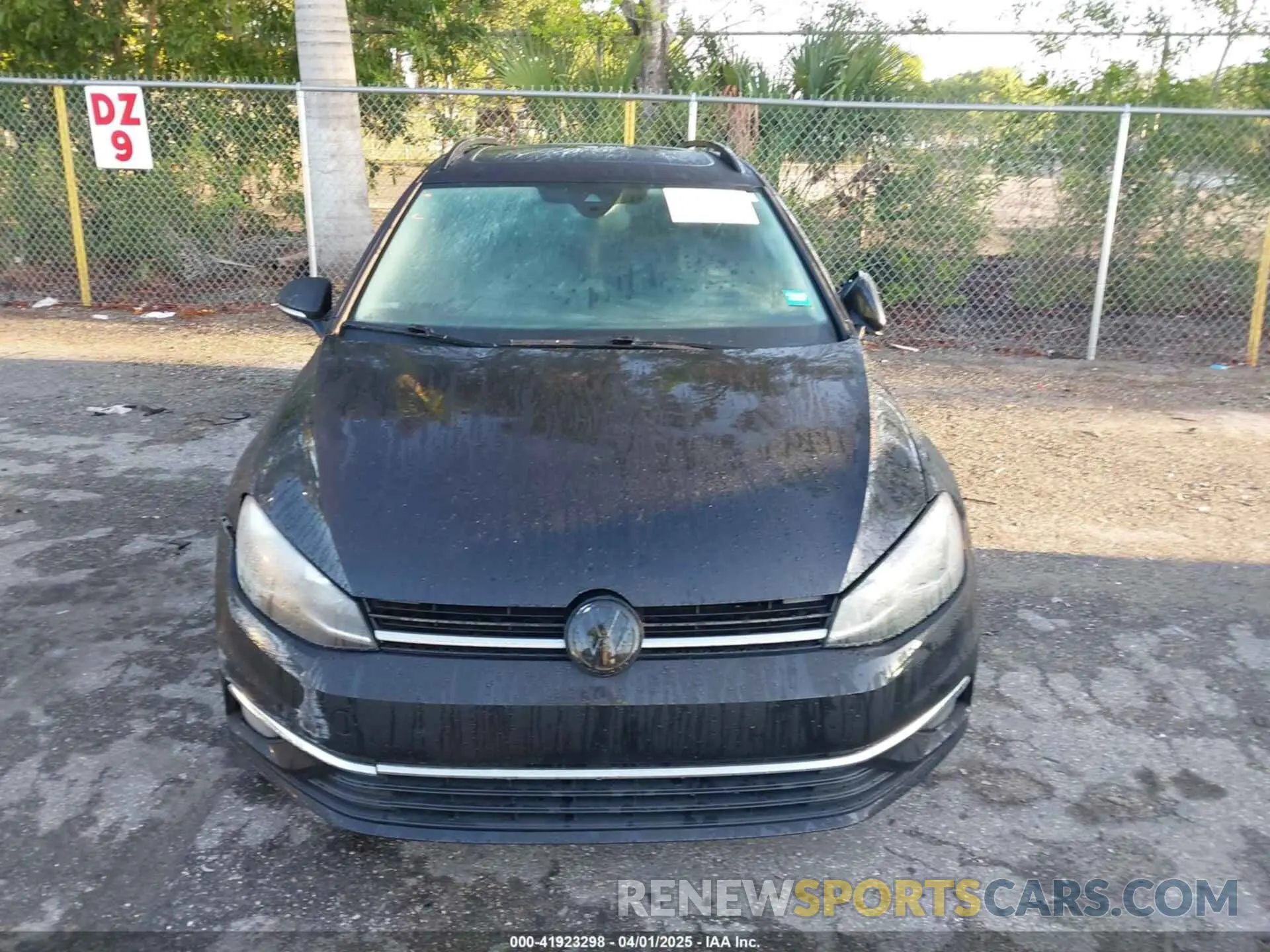 11 fotografías del automóvil dañado 3VWY57AU6KM507092 VOLKSWAGEN GOLF SPORTWAGEN 2019