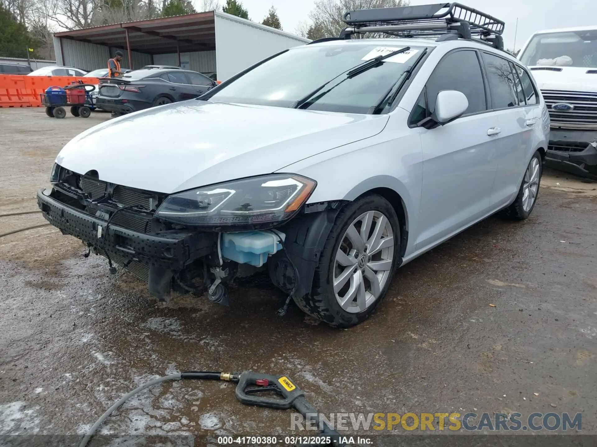 2 fotografías del automóvil dañado 3VWY57AU7KM502547 VOLKSWAGEN GOLF SPORTWAGEN 2019