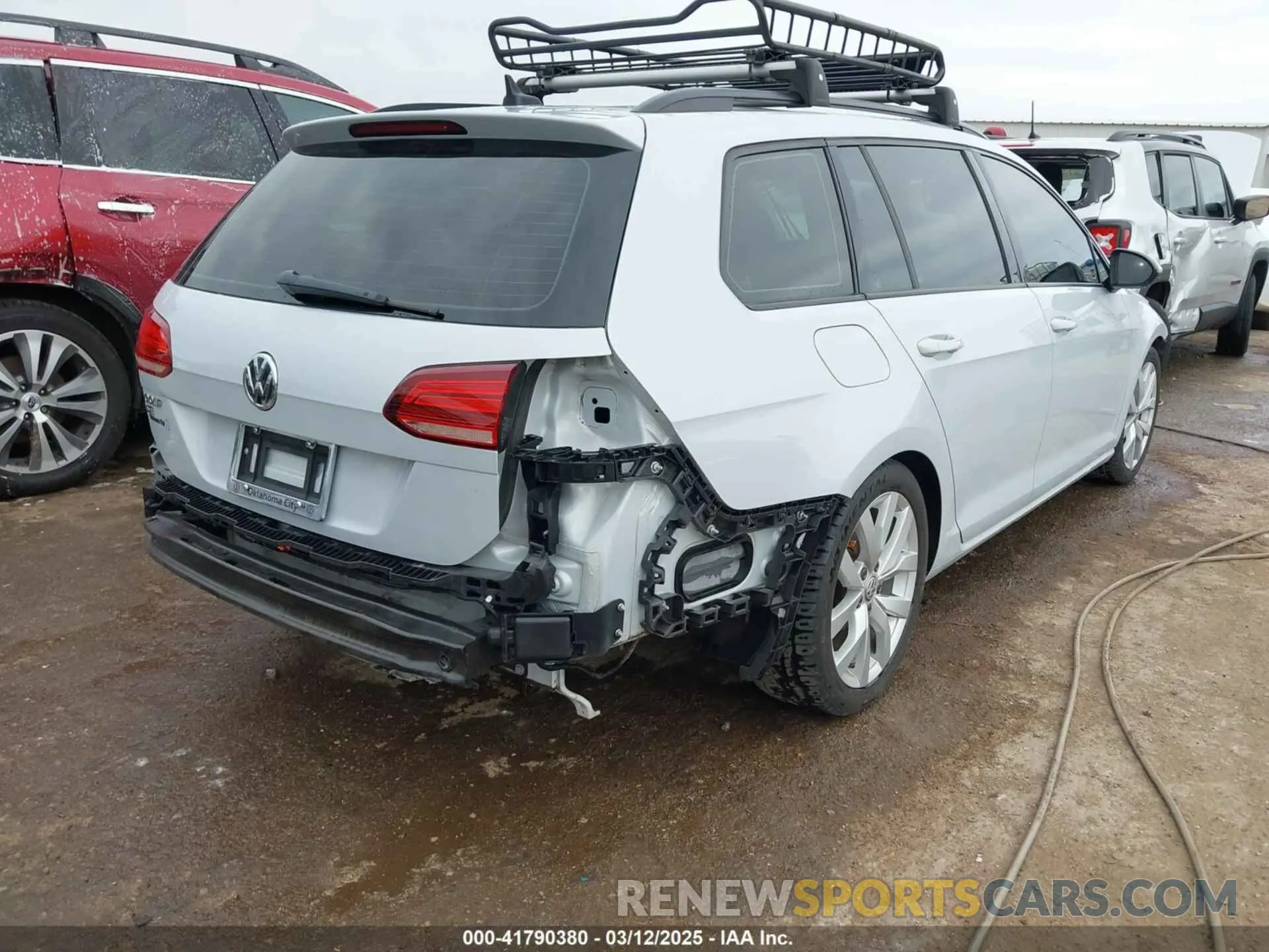 4 fotografías del automóvil dañado 3VWY57AU7KM502547 VOLKSWAGEN GOLF SPORTWAGEN 2019