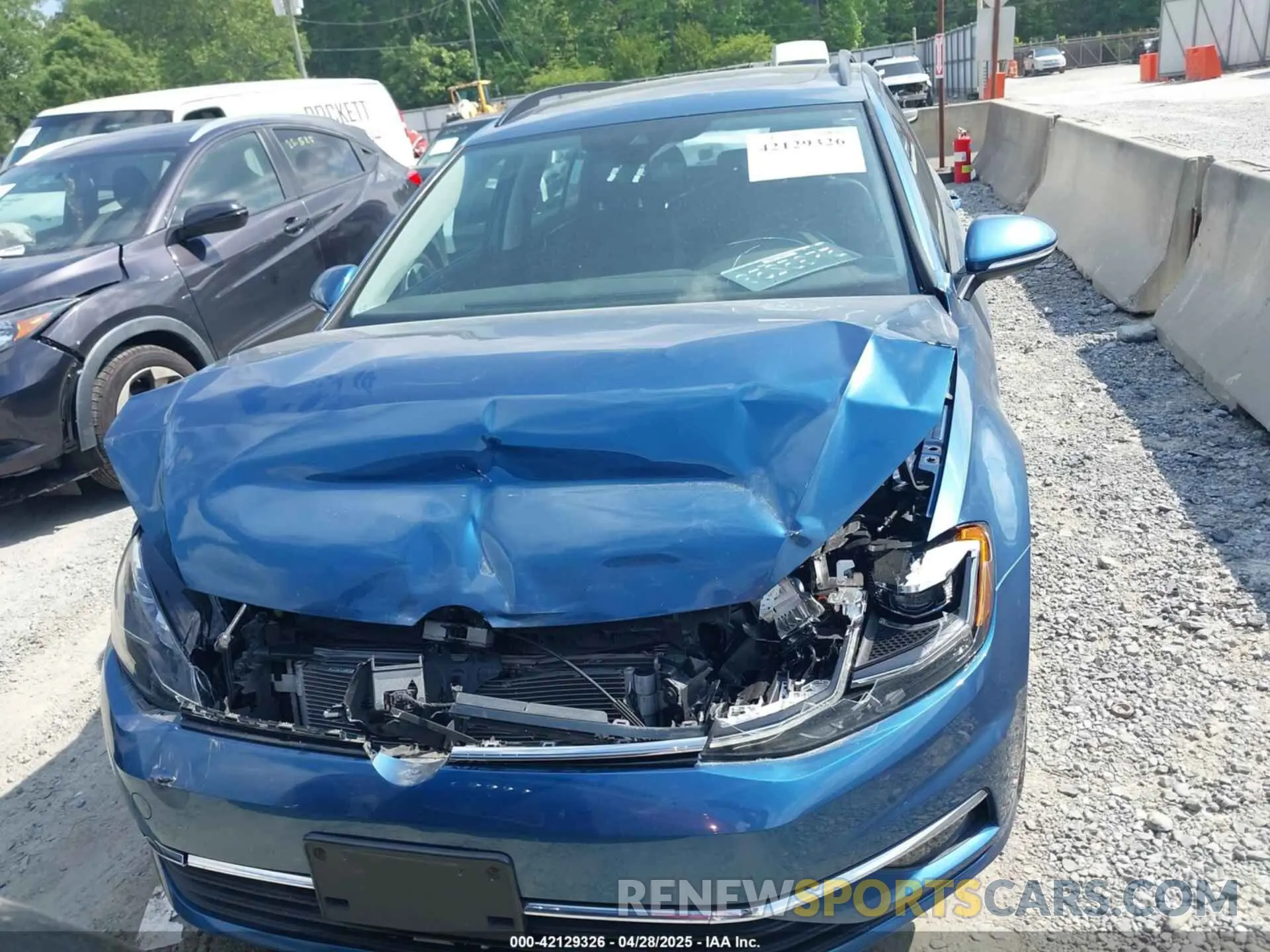 12 fotografías del automóvil dañado 3VWY57AU9KM510861 VOLKSWAGEN GOLF SPORTWAGEN 2019