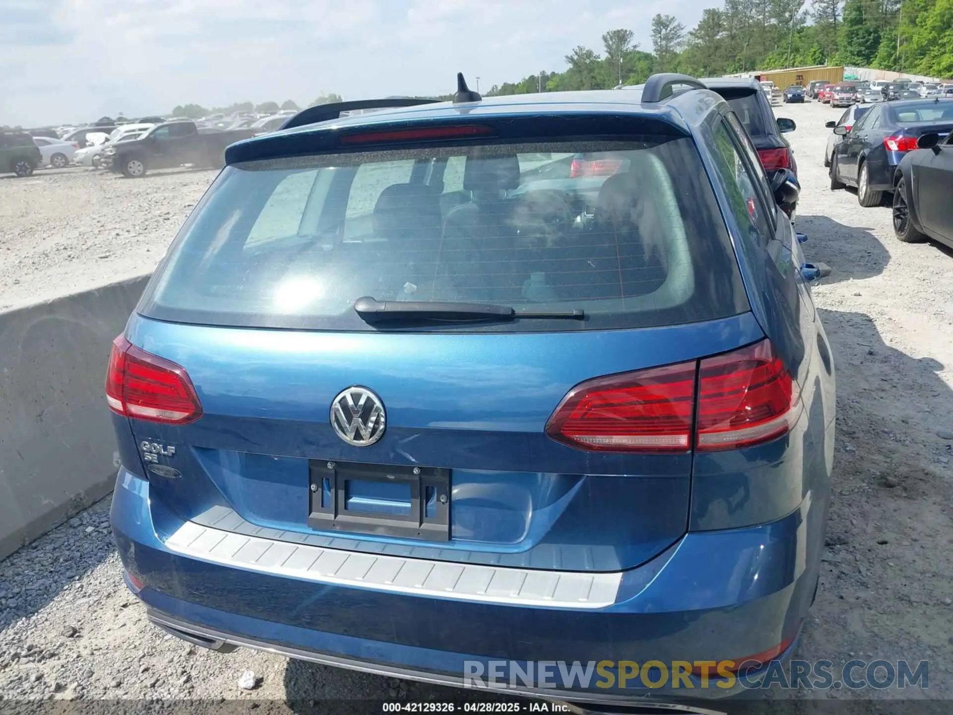 16 fotografías del automóvil dañado 3VWY57AU9KM510861 VOLKSWAGEN GOLF SPORTWAGEN 2019