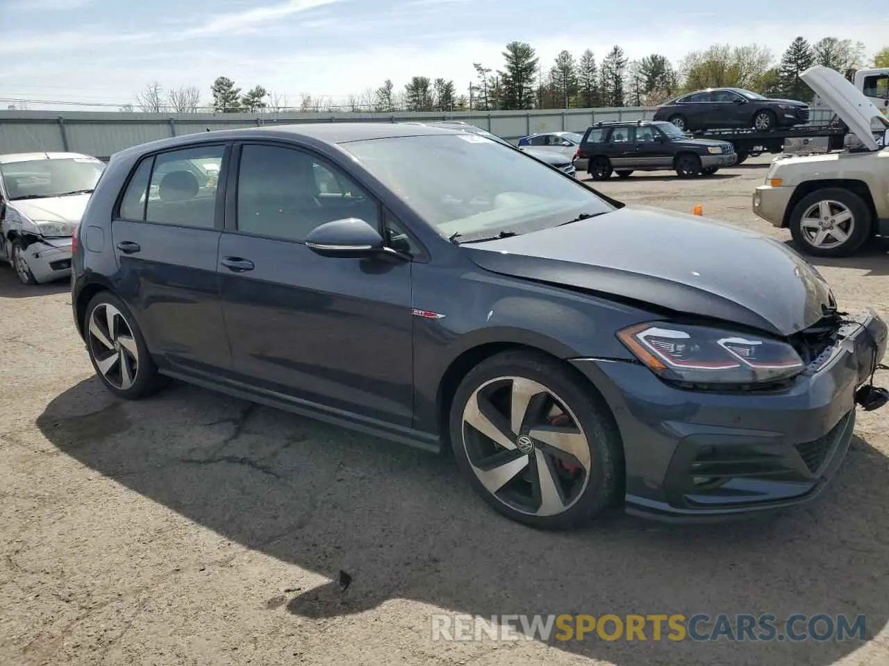 4 fotografías del automóvil dañado 3VW5T7AU4KM009725 VOLKSWAGEN GTI 2019