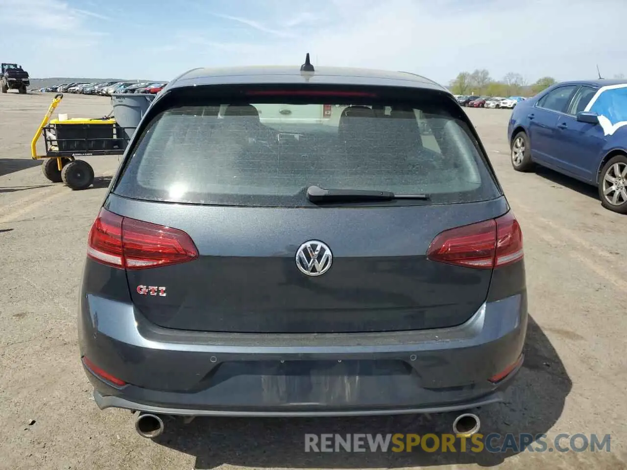 6 fotografías del automóvil dañado 3VW5T7AU4KM009725 VOLKSWAGEN GTI 2019