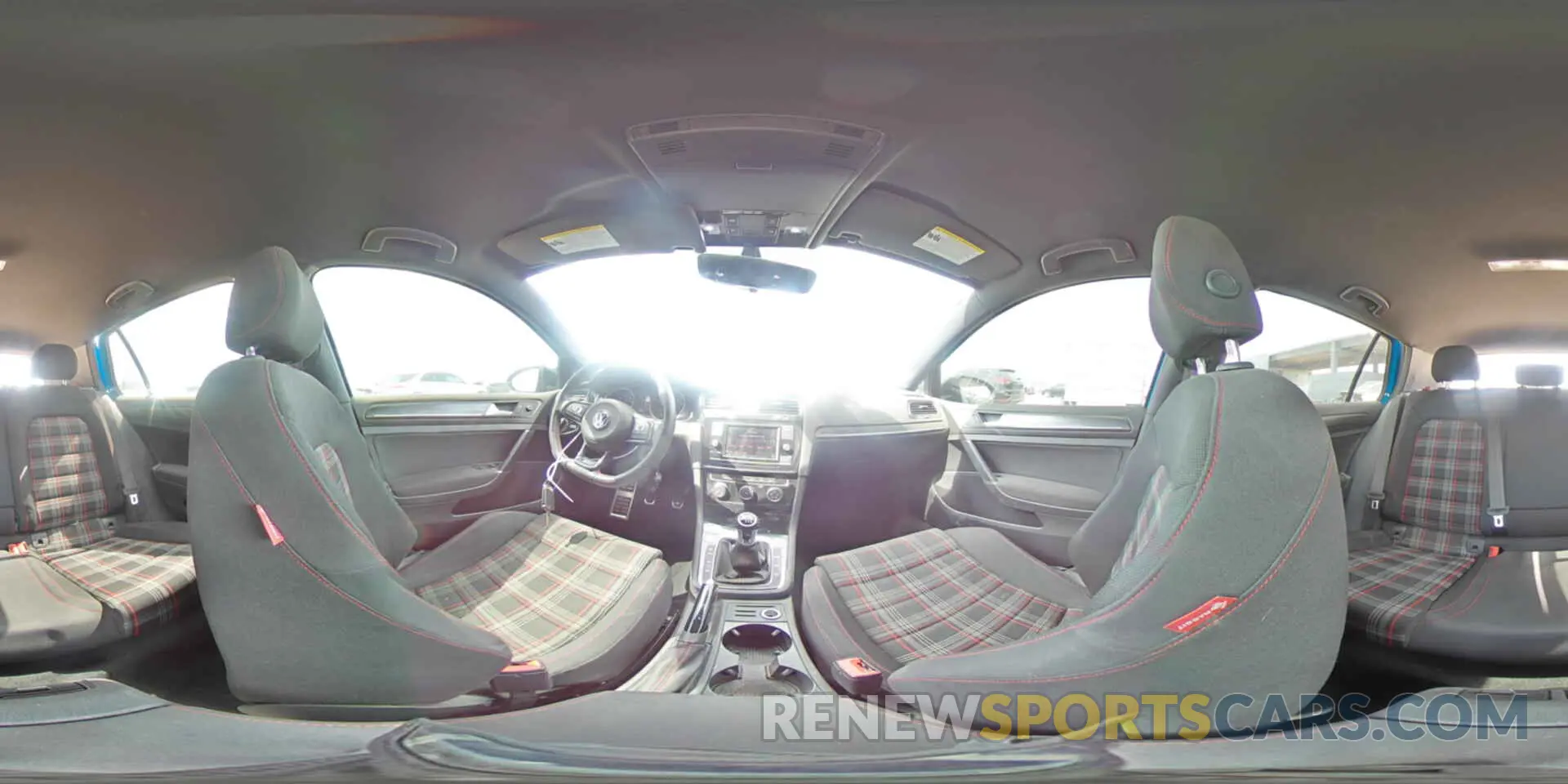 14 fotografías del automóvil dañado 3VW5T7AU8KM015673 VOLKSWAGEN GTI 2019