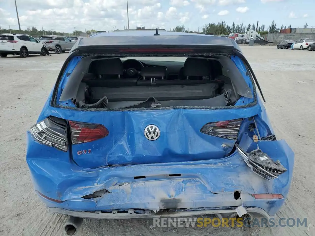 6 fotografías del automóvil dañado 3VW5T7AU8KM015673 VOLKSWAGEN GTI 2019