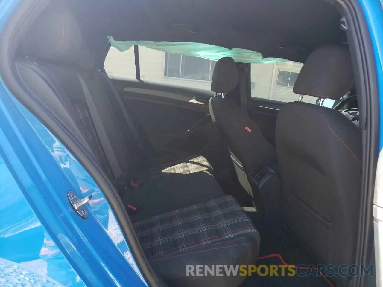 10 fotografías del automóvil dañado 3VW5T7AUXKM010944 VOLKSWAGEN GTI 2019