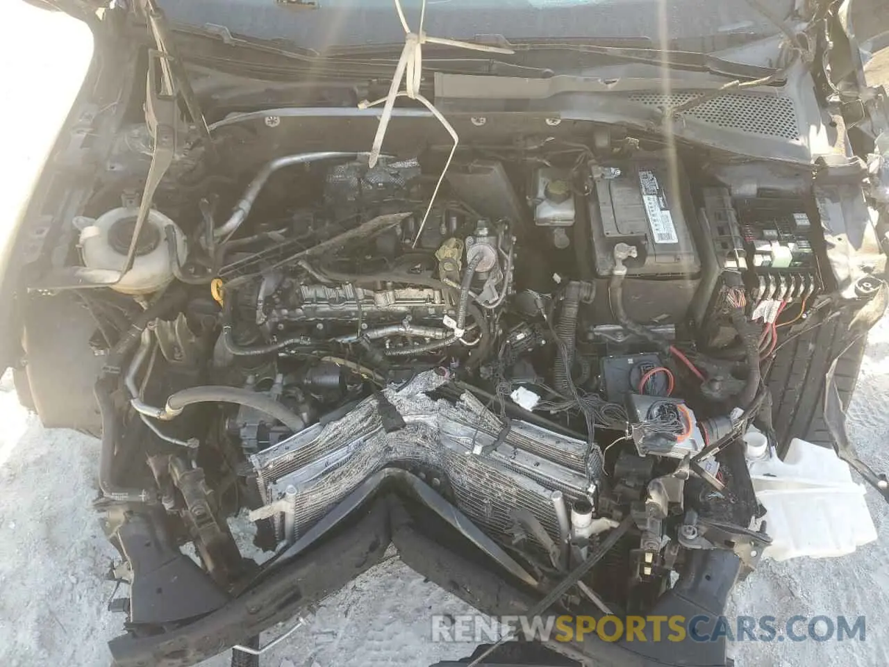 12 fotografías del automóvil dañado 3VW6T7AU3KM002222 VOLKSWAGEN GTI 2019