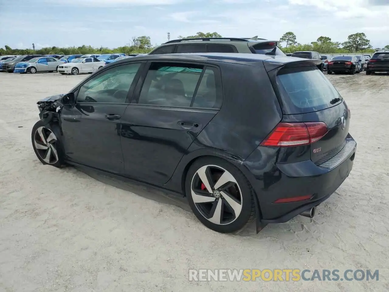 2 fotografías del automóvil dañado 3VW6T7AU3KM002222 VOLKSWAGEN GTI 2019