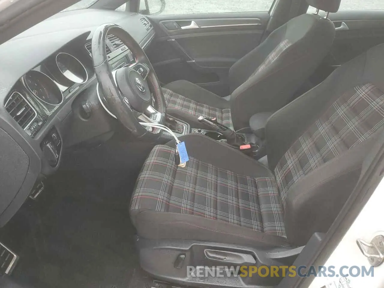 7 fotografías del automóvil dañado 3VW6T7AU6KM026482 VOLKSWAGEN GTI 2019