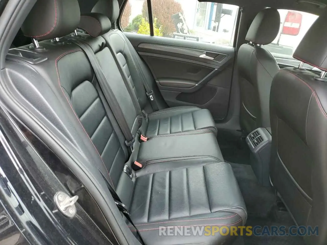 10 fotografías del automóvil dañado 3VW6T7AU6KM027387 VOLKSWAGEN GTI 2019