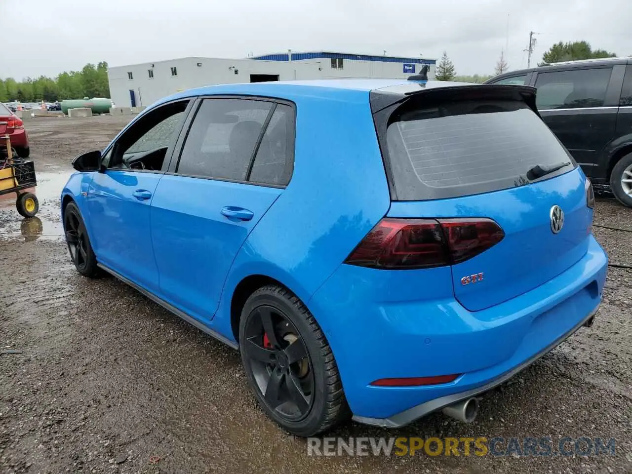 2 fotografías del automóvil dañado 3VW6T7AUXKM016943 VOLKSWAGEN GTI 2019