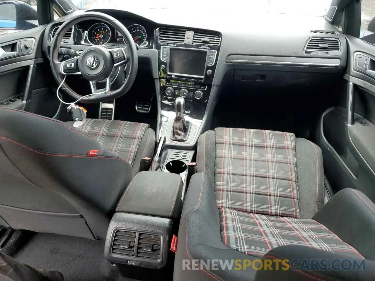 8 fotografías del automóvil dañado 3VW6T7AUXKM016943 VOLKSWAGEN GTI 2019