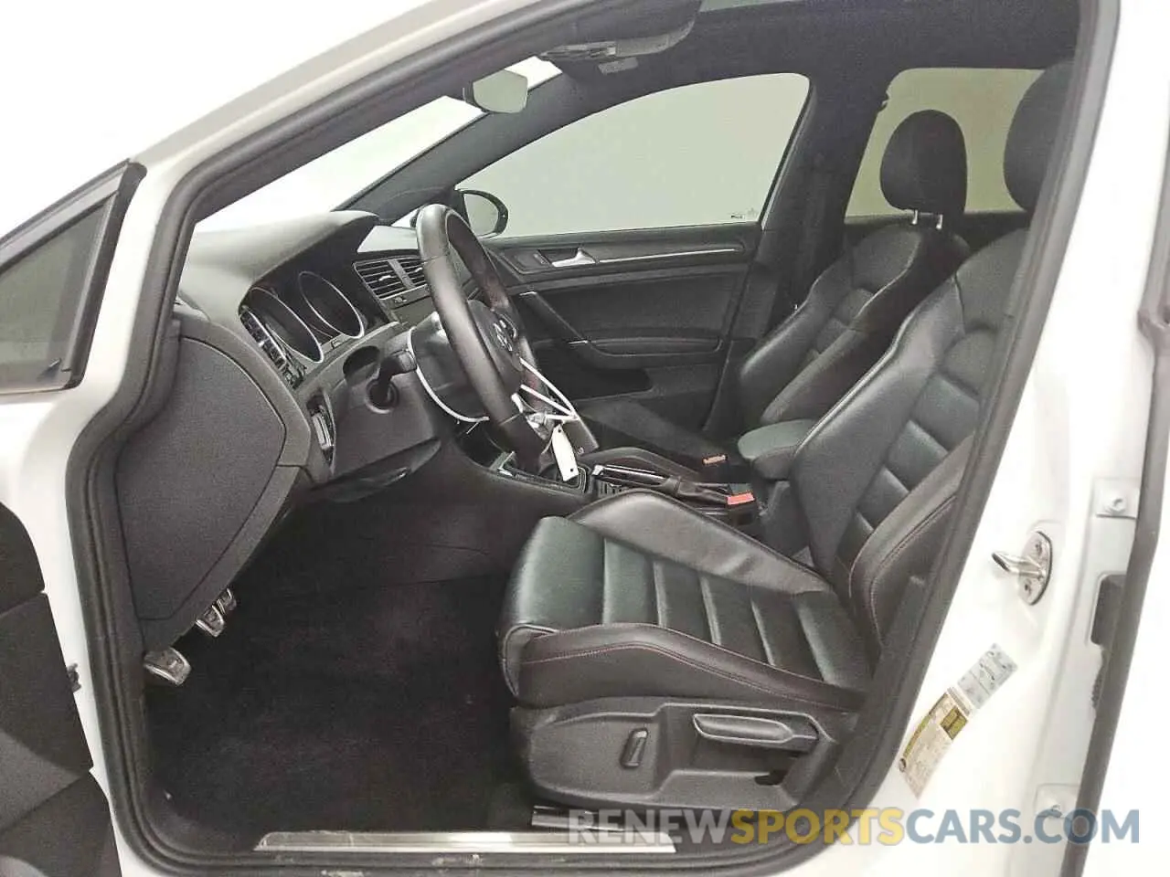 7 fotografías del automóvil dañado 3VW5T7AU2MM005630 VOLKSWAGEN GTI 2021