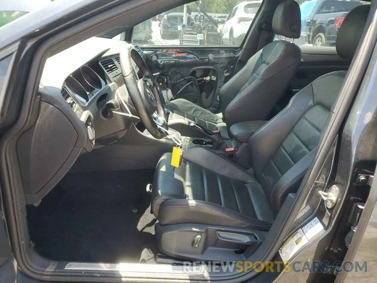 7 fotografías del automóvil dañado 3VW5T7AUXMM008260 VOLKSWAGEN GTI 2021