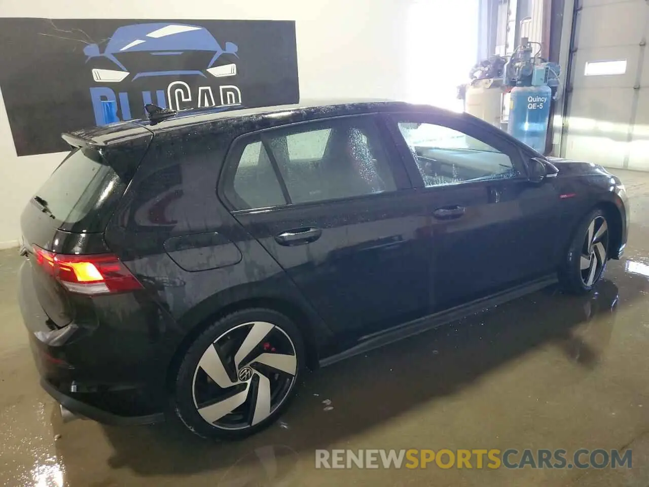 3 fotografías del automóvil dañado WVWGA7CD1RW219885 VOLKSWAGEN GTI 2024