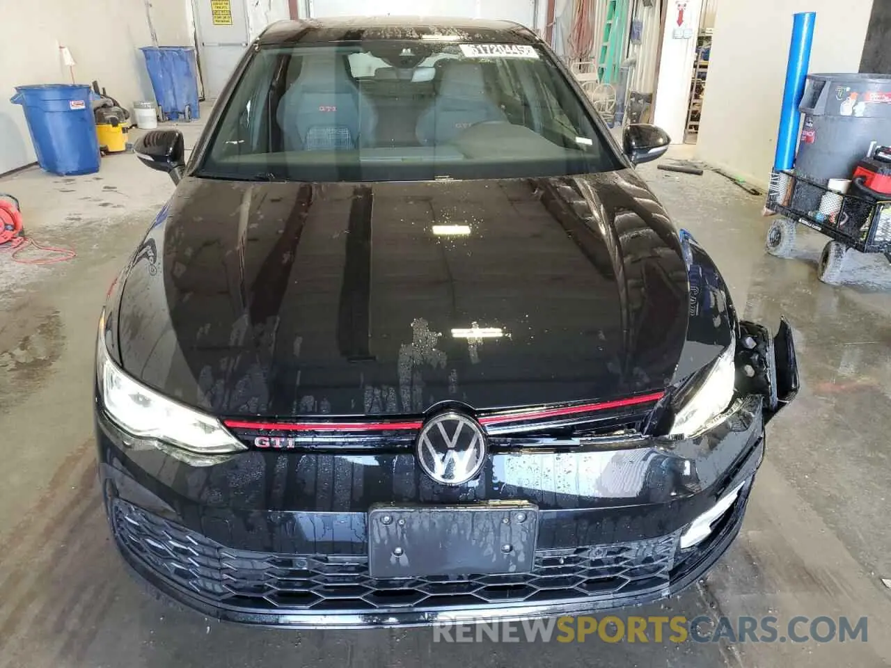 5 fotografías del automóvil dañado WVWGA7CD1RW219885 VOLKSWAGEN GTI 2024