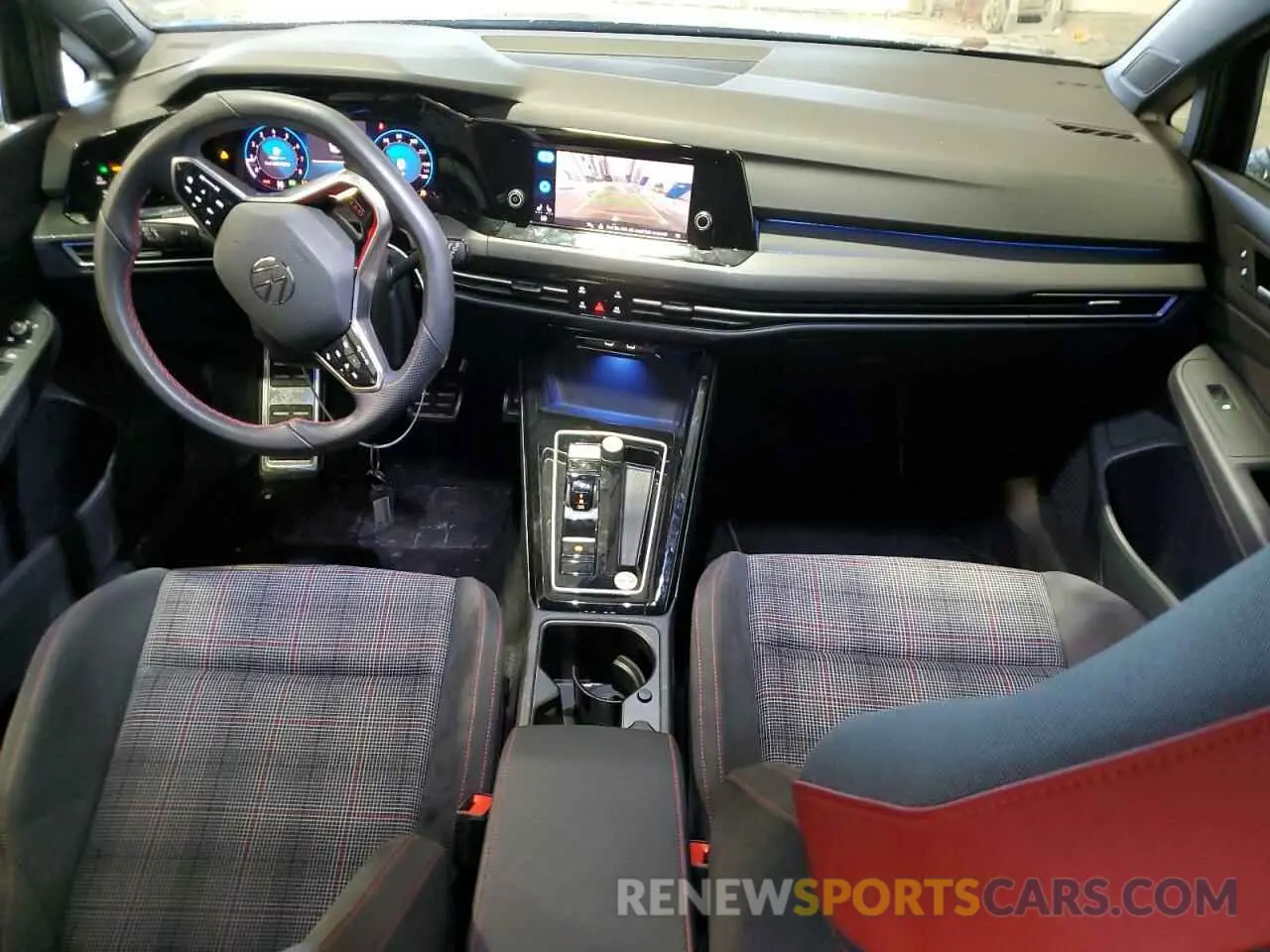 8 fotografías del automóvil dañado WVWGA7CD1RW219885 VOLKSWAGEN GTI 2024