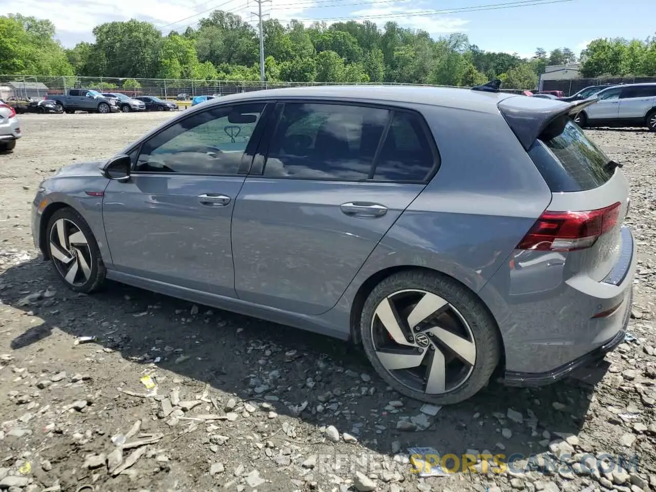 2 fotografías del automóvil dañado WVWGA7CD4RW144194 VOLKSWAGEN GTI 2024