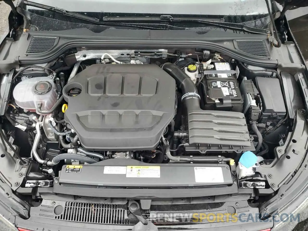 11 fotografías del automóvil dañado WVWHA7CD0RW209918 VOLKSWAGEN GTI 2024