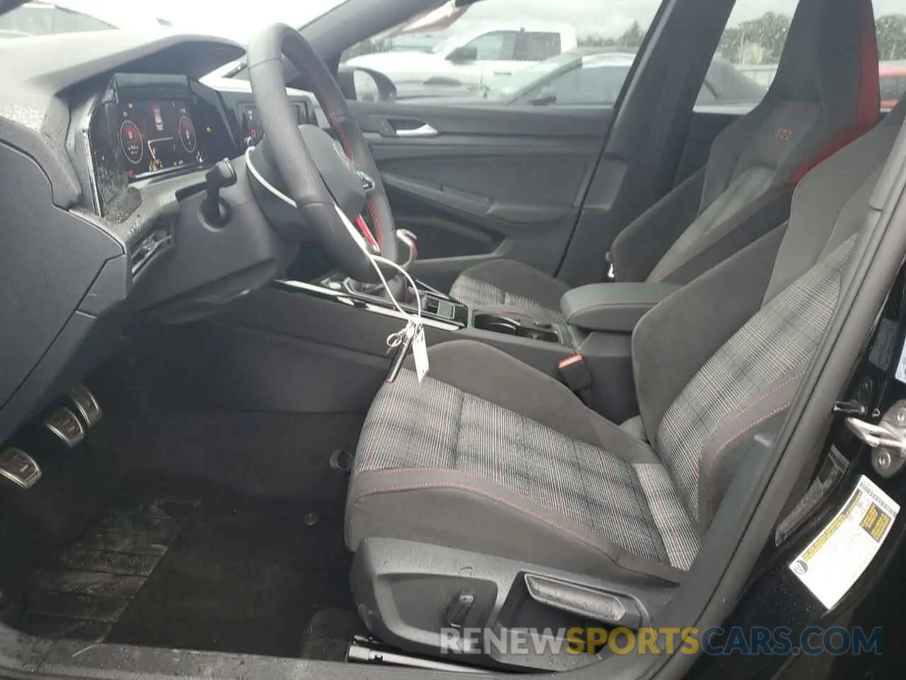 7 fotografías del automóvil dañado WVWHA7CD0RW209918 VOLKSWAGEN GTI 2024