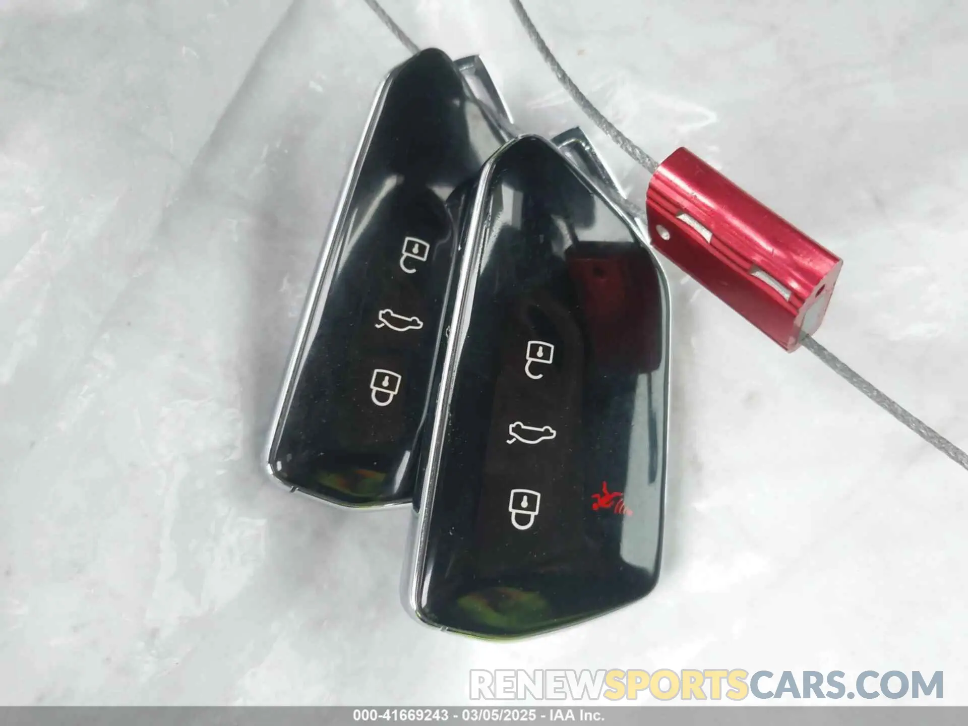 11 fotografías del automóvil dañado WVGKMPE29MP060478 VOLKSWAGEN ID.4 2021