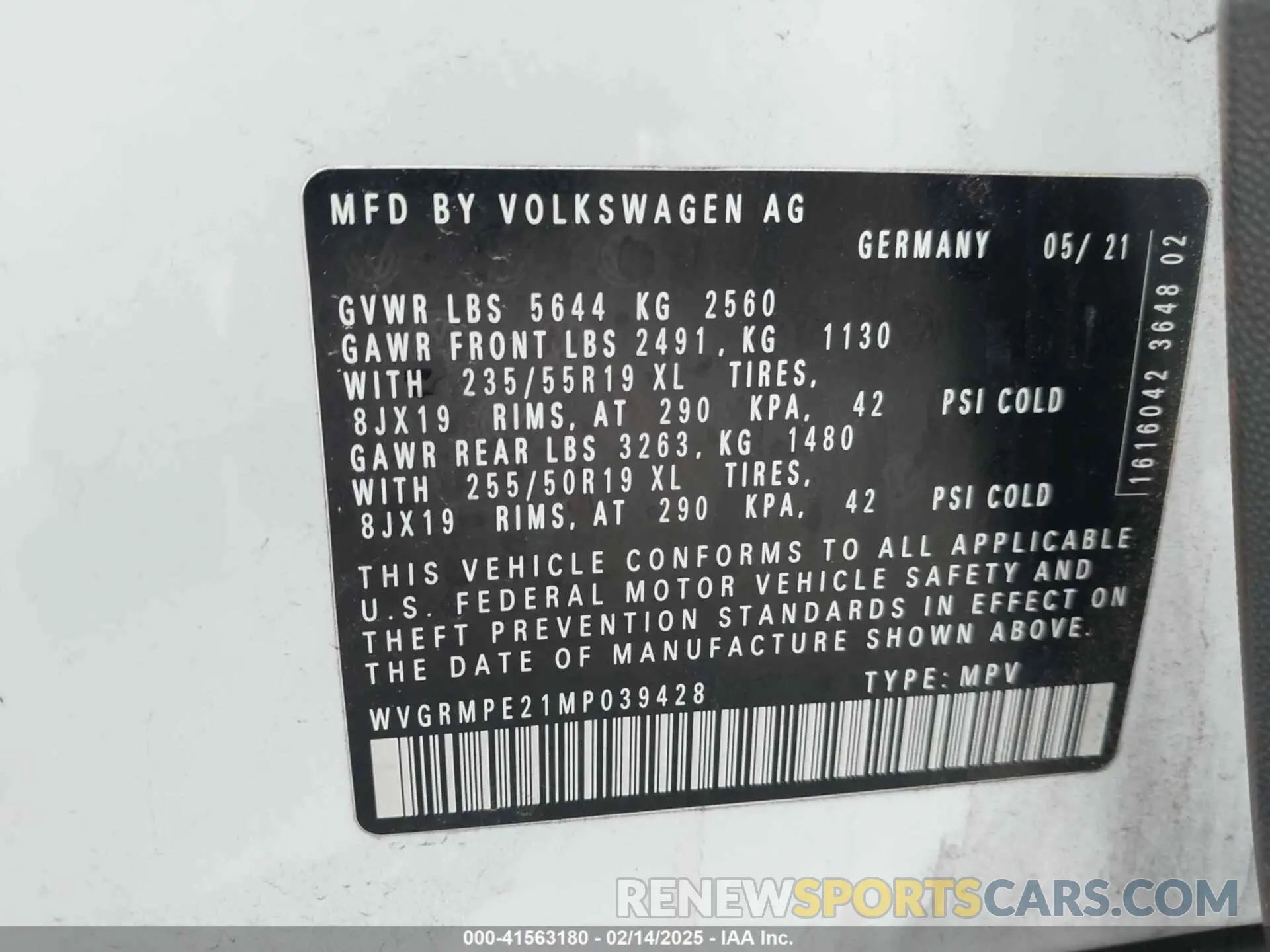 9 fotografías del automóvil dañado WVGRMPE21MP039428 VOLKSWAGEN ID.4 2021