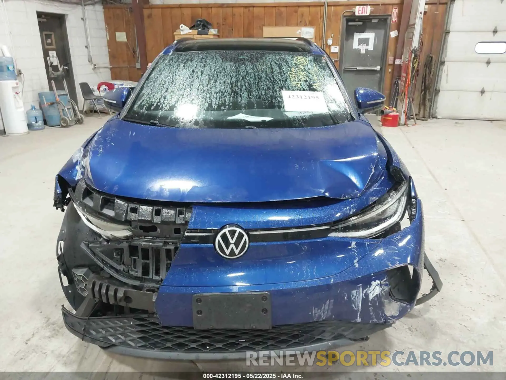 12 fotografías del automóvil dañado WVGTMPE29MP042468 VOLKSWAGEN ID.4 2021