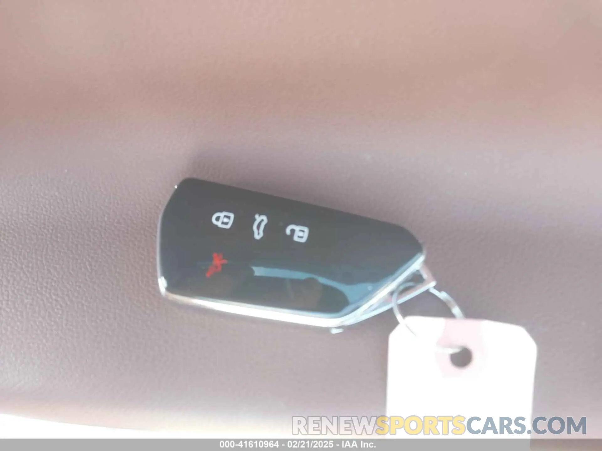 11 fotografías del automóvil dañado WVGUNPE25MP057812 VOLKSWAGEN ID.4 2021