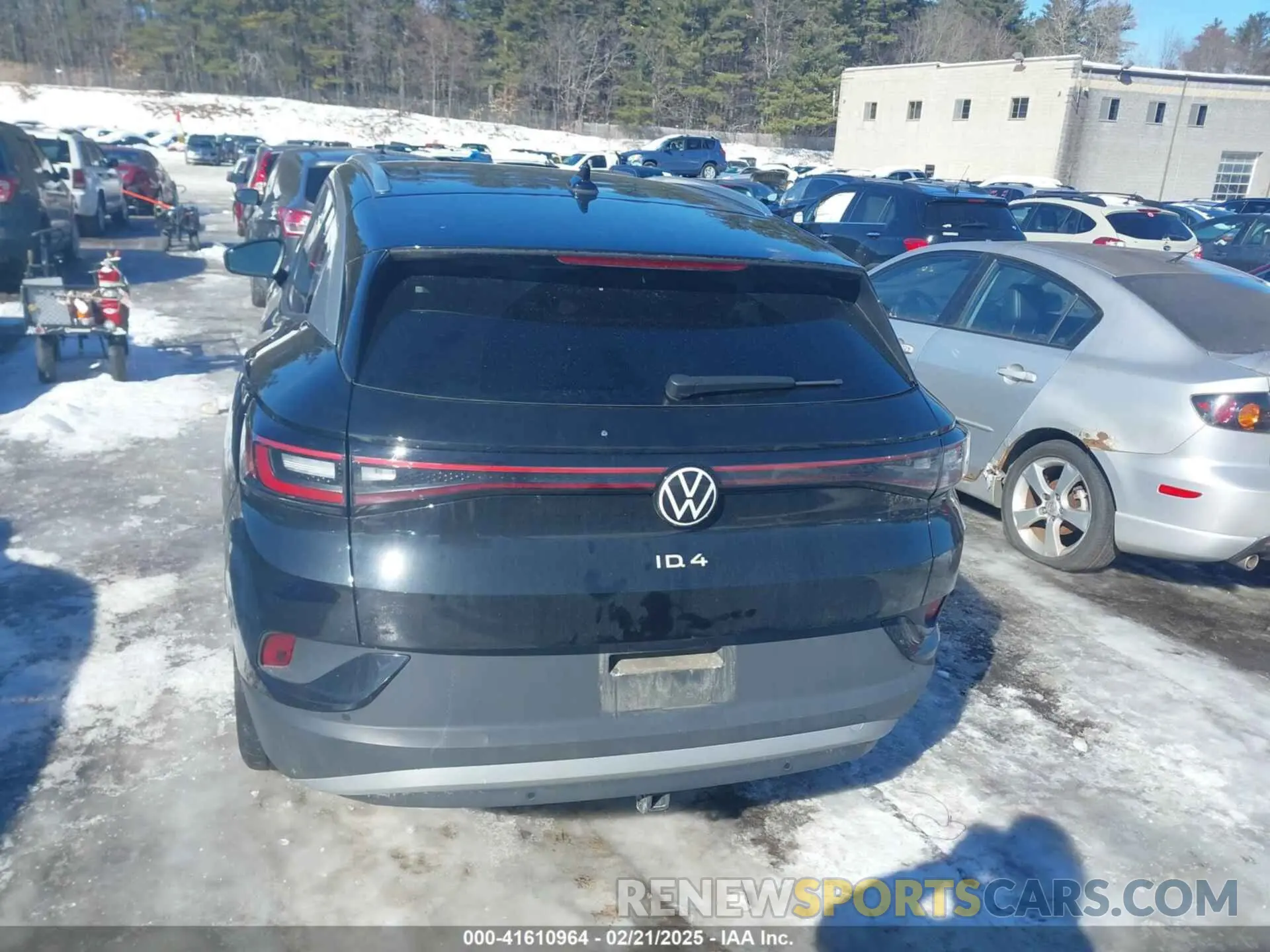 17 fotografías del automóvil dañado WVGUNPE25MP057812 VOLKSWAGEN ID.4 2021