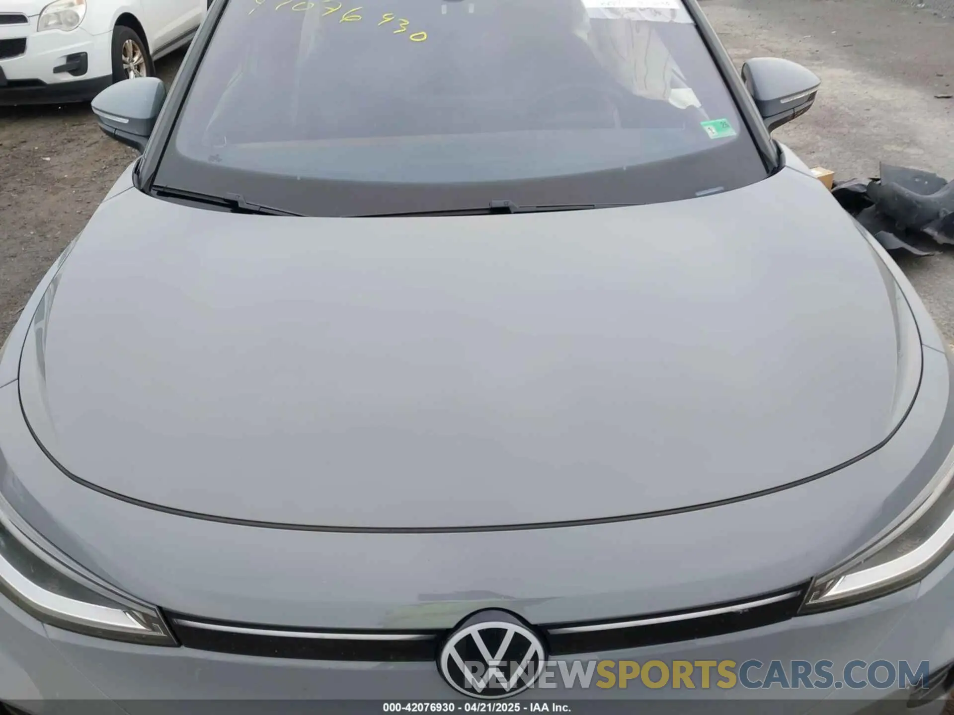 10 fotografías del automóvil dañado WVGUNPE2XMP059507 VOLKSWAGEN ID.4 2021