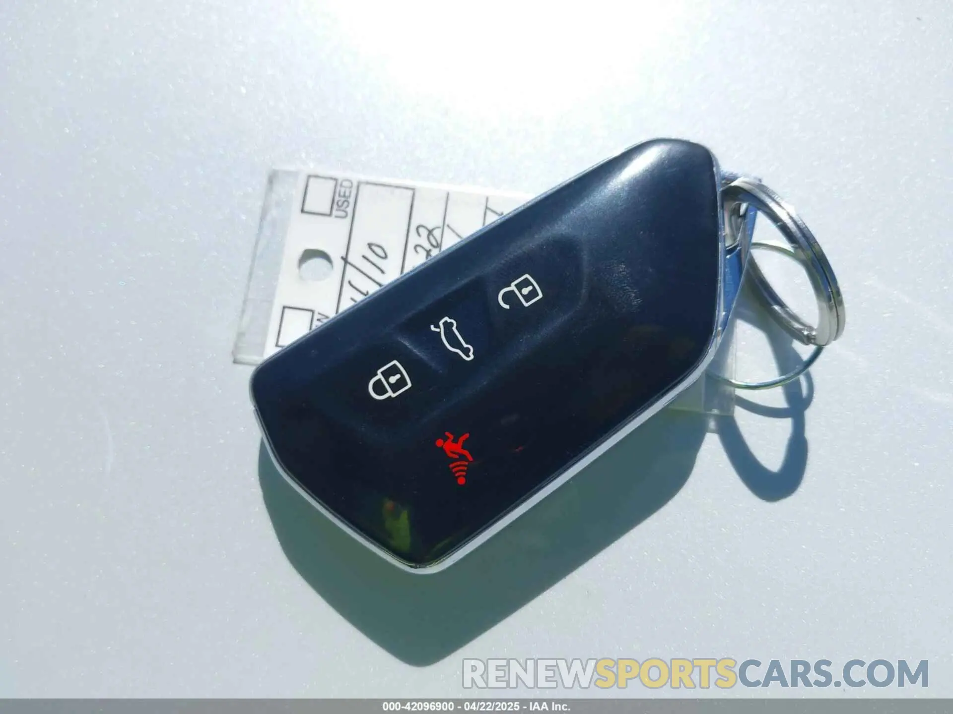 11 fotografías del automóvil dañado WVGGNPE24NP045603 VOLKSWAGEN ID.4 2022