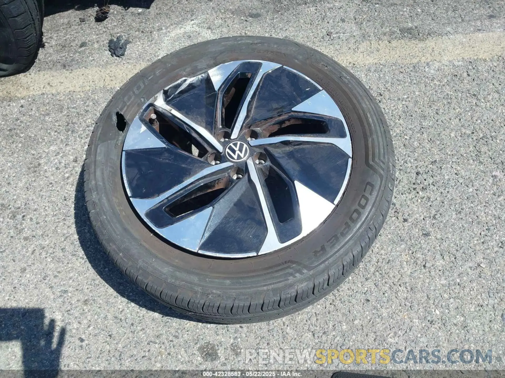 12 fotografías del automóvil dañado WVGRMPE29NP065406 VOLKSWAGEN ID.4 2022