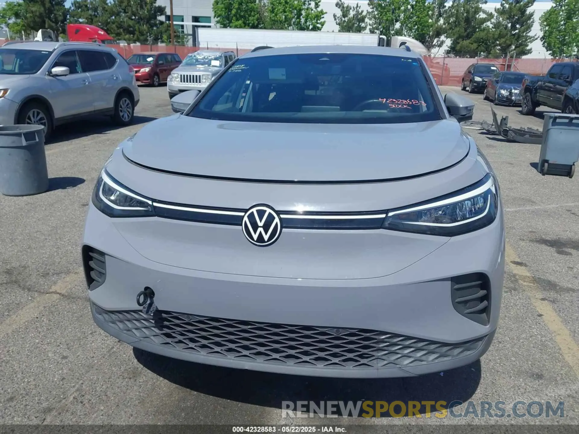 13 fotografías del automóvil dañado WVGRMPE29NP065406 VOLKSWAGEN ID.4 2022