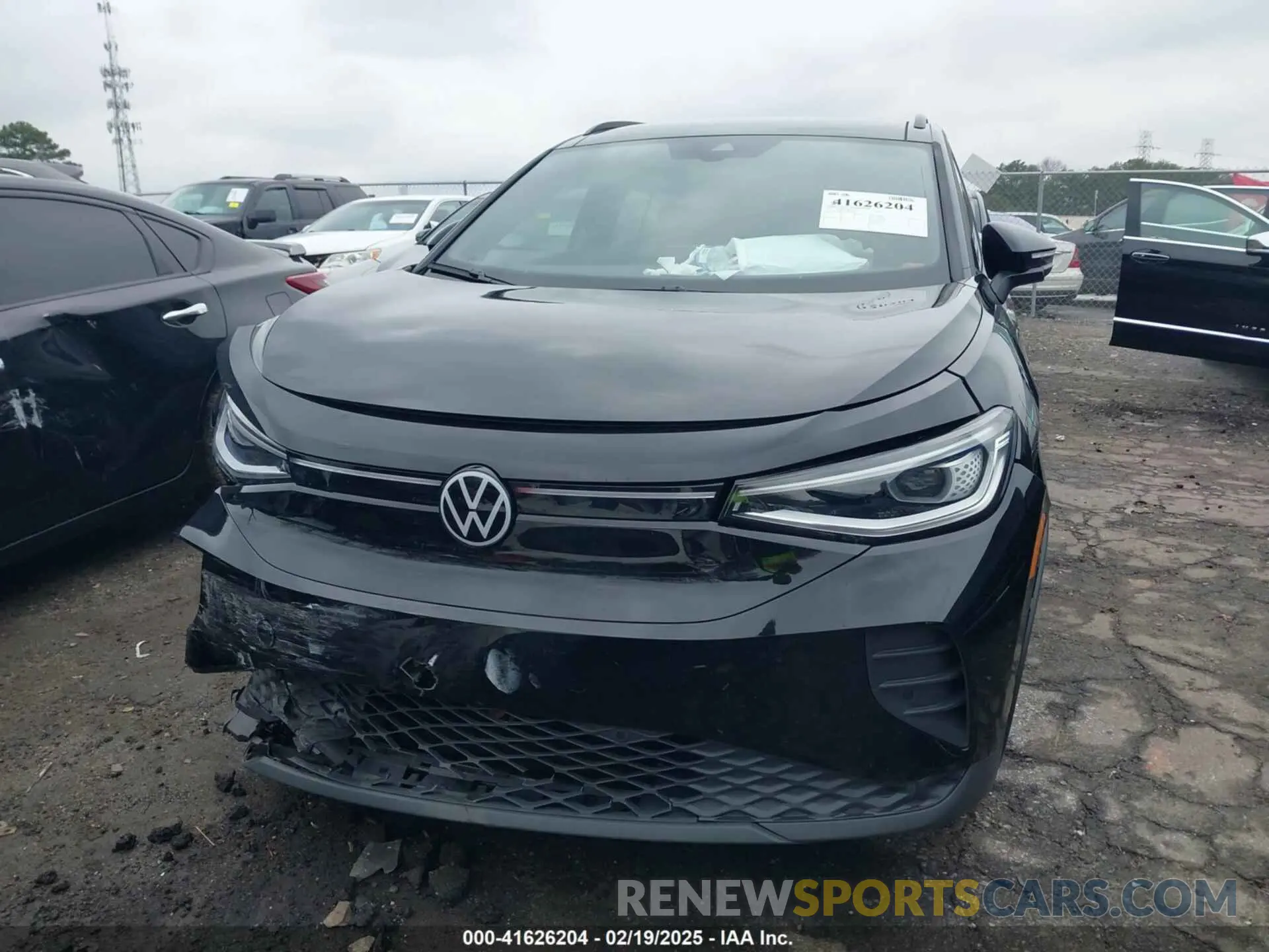 11 fotografías del automóvil dañado WVGTMPE26NP074800 VOLKSWAGEN ID.4 2022