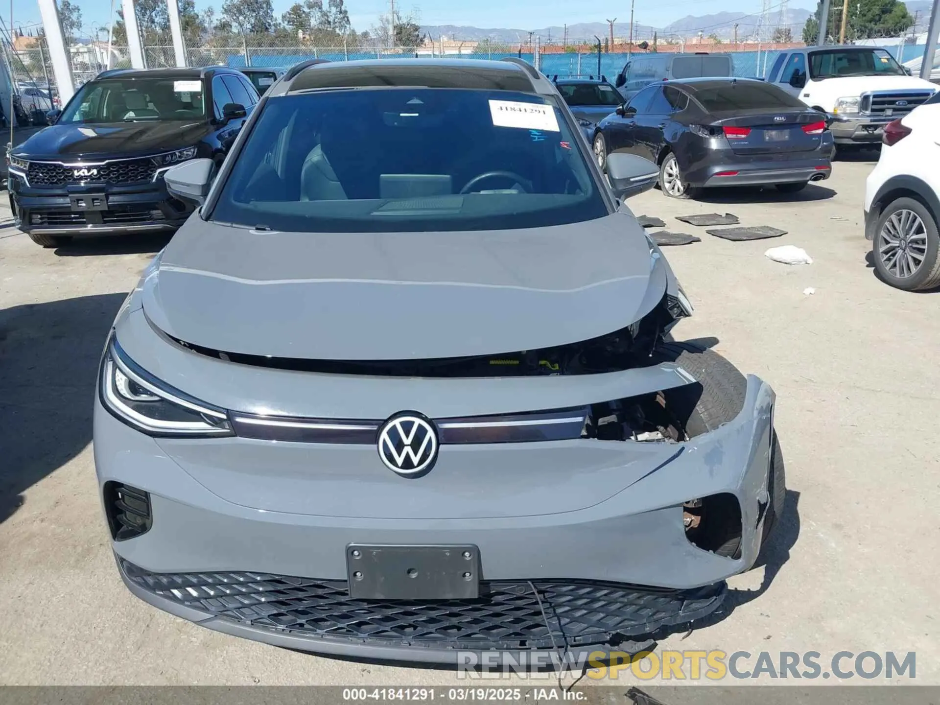 13 fotografías del automóvil dañado 1V25MPE81PC032464 VOLKSWAGEN ID.4 2023