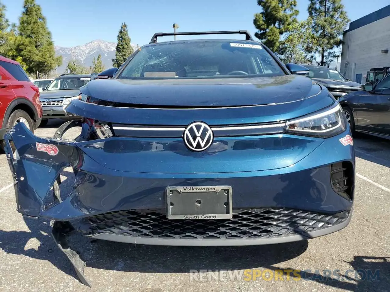 5 fotografías del automóvil dañado 1V2BMPE83PC055554 VOLKSWAGEN ID.4 2023